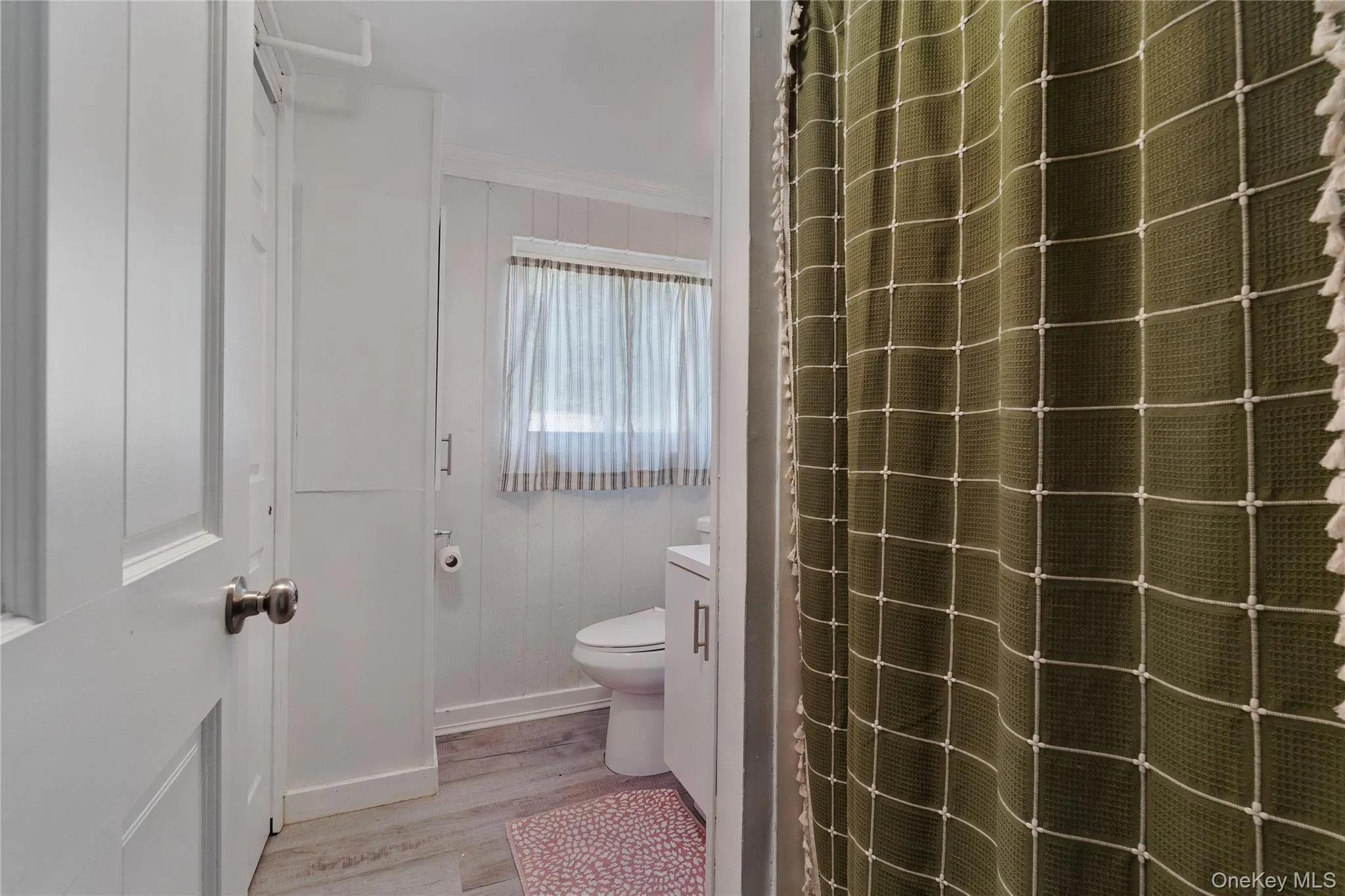 41 Richmond Street, Islip, NY, 4 Bedrooms Bedrooms, 9 Rooms Rooms,2 BathroomsBathrooms,Residential,For Rent,Richmond,0,1047602 41 Richmond Street, Islip, NY, 4 Bedrooms Bedrooms, 9 Rooms Rooms,2 BathroomsBathrooms,Residential,For Rent,Richmond,0,1047602