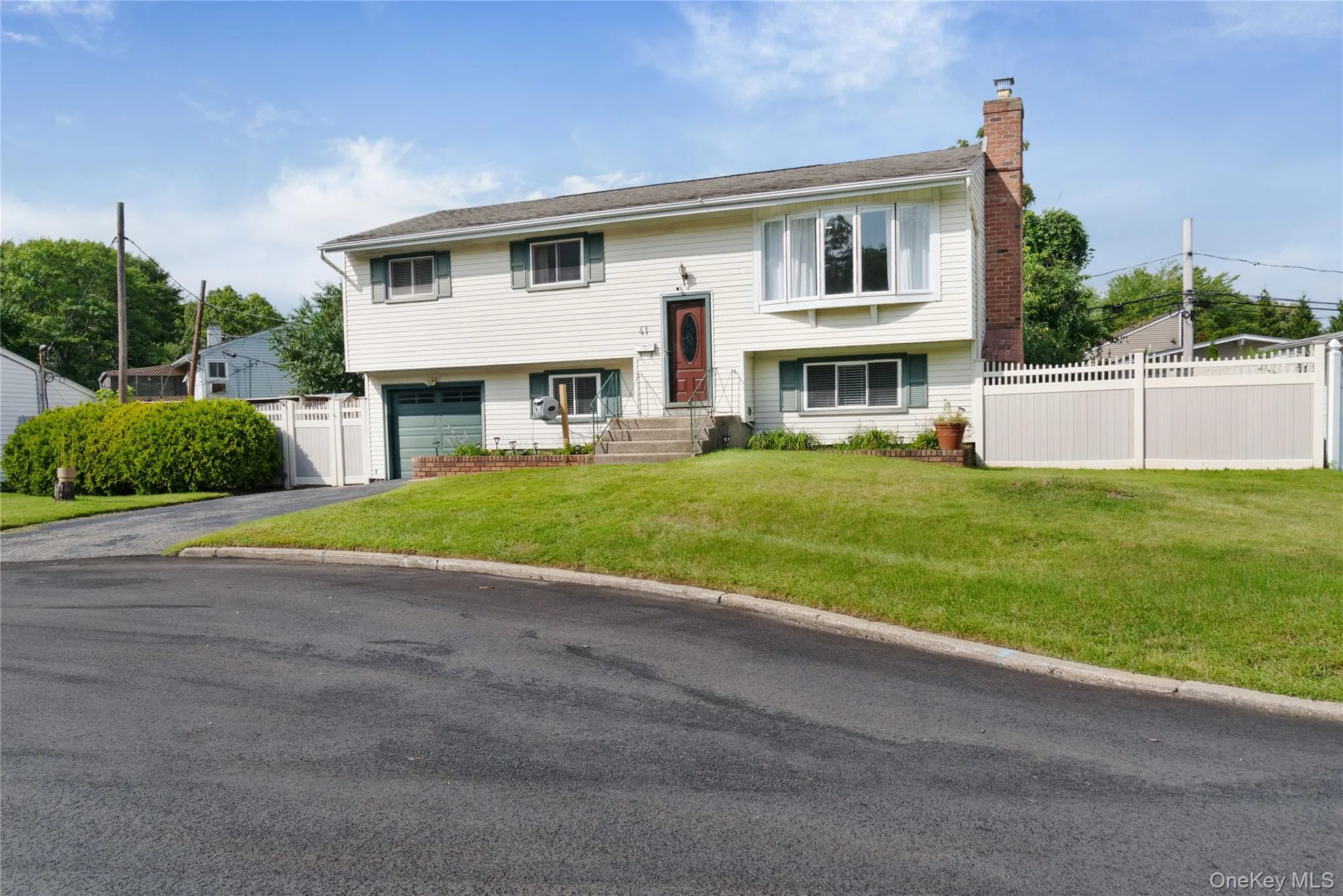 41 Richmond Street, Islip, NY, 4 Bedrooms Bedrooms, 9 Rooms Rooms,2 BathroomsBathrooms,Residential,For Rent,Richmond,0,1047602 41 Richmond Street, Islip, NY, 4 Bedrooms Bedrooms, 9 Rooms Rooms,2 BathroomsBathrooms,Residential,For Rent,Richmond,0,1047602
