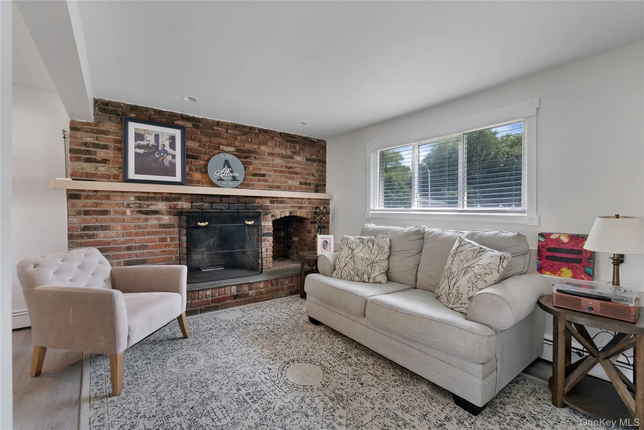 41 Richmond Street, Islip, NY, 4 Bedrooms Bedrooms, 9 Rooms Rooms,2 BathroomsBathrooms,Residential,For Rent,Richmond,0,1047602 41 Richmond Street, Islip, NY, 4 Bedrooms Bedrooms, 9 Rooms Rooms,2 BathroomsBathrooms,Residential,For Rent,Richmond,0,1047602