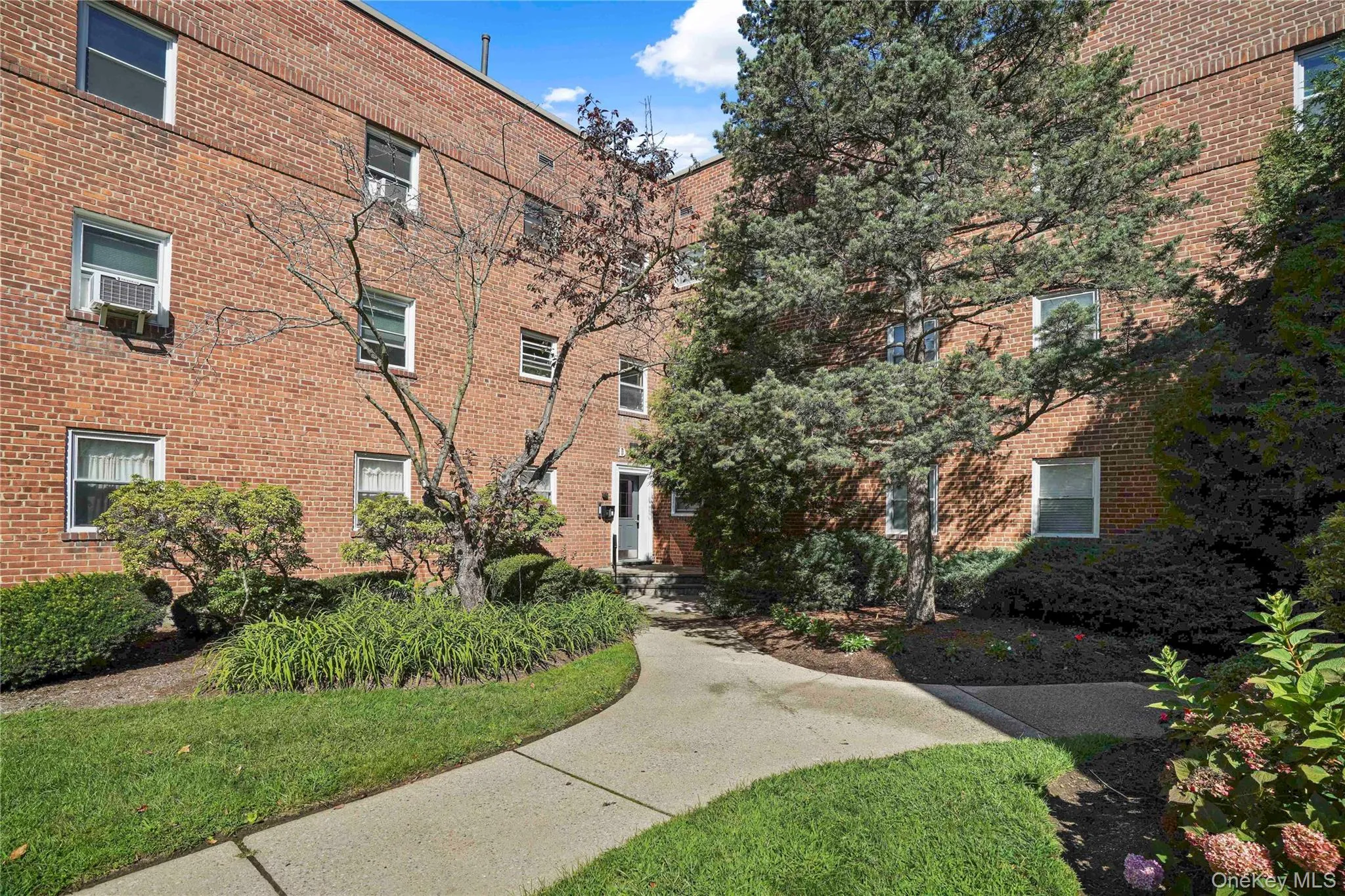 330 Broadway, Greenburgh, NY, 1 Bedroom Bedrooms, 4 Rooms Rooms,1 BathroomBathrooms,Residential,For Rent,Broadway,0,1047604 330 Broadway, Greenburgh, NY, 1 Bedroom Bedrooms, 4 Rooms Rooms,1 BathroomBathrooms,Residential,For Rent,Broadway,0,1047604