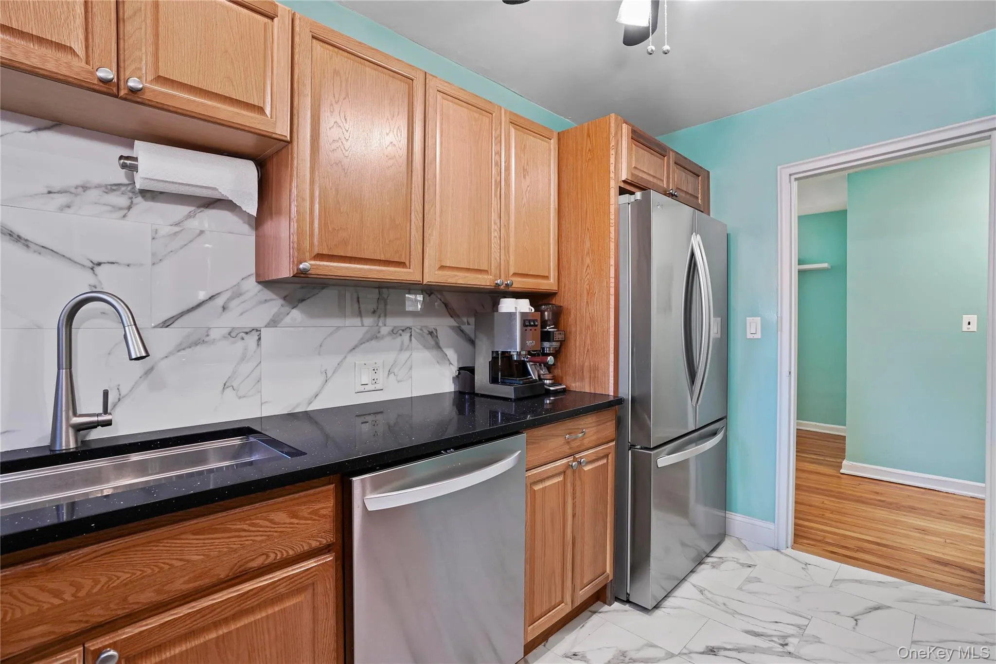 LG Smart appliances and 32" Ruvati dual tier sink/workstation. LG Smart appliances and 32" Ruvati dual tier sink/workstation.