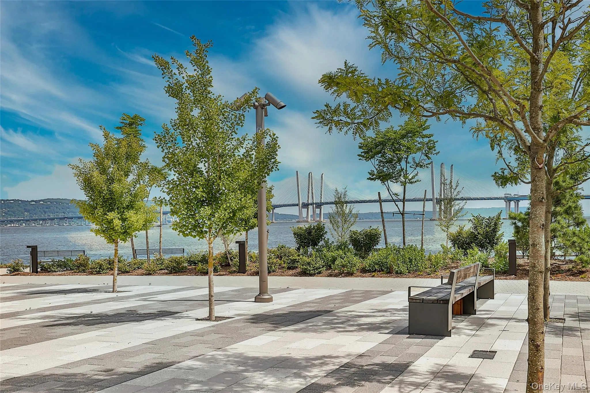 Edge-on-Hudson waterfront park. Edge-on-Hudson waterfront park.