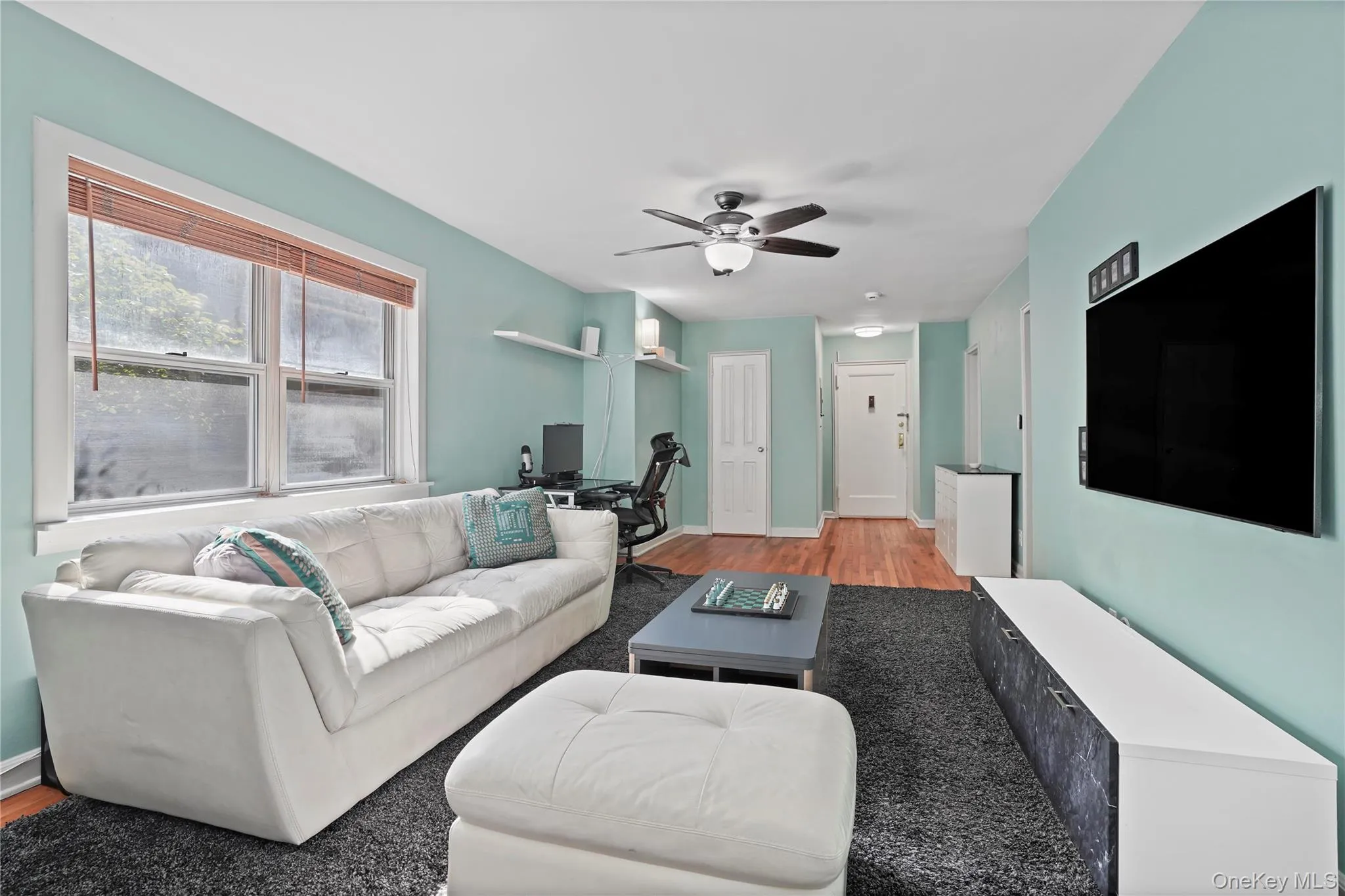 Opposite view of the dining/living room. Opposite view of the dining/living room.