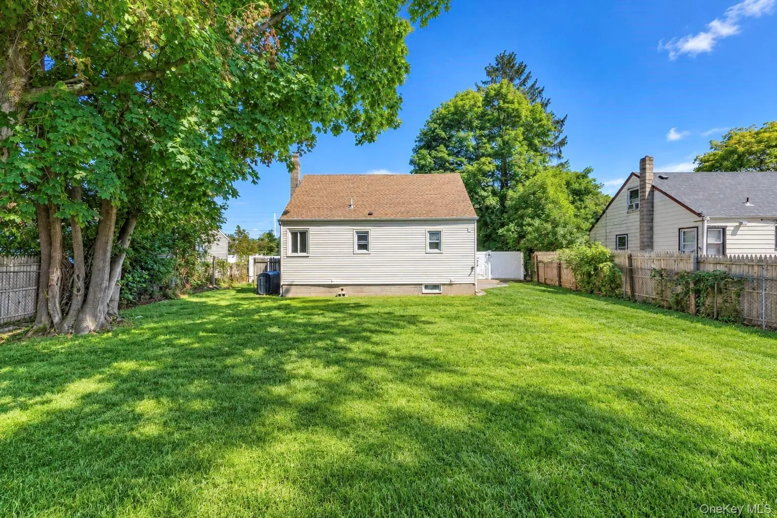 130 Elk Street, Babylon, NY, 4 Bedrooms Bedrooms, 9 Rooms Rooms,2 BathroomsBathrooms,Residential,For Rent,Elk,0,1047615 130 Elk Street, Babylon, NY, 4 Bedrooms Bedrooms, 9 Rooms Rooms,2 BathroomsBathrooms,Residential,For Rent,Elk,0,1047615