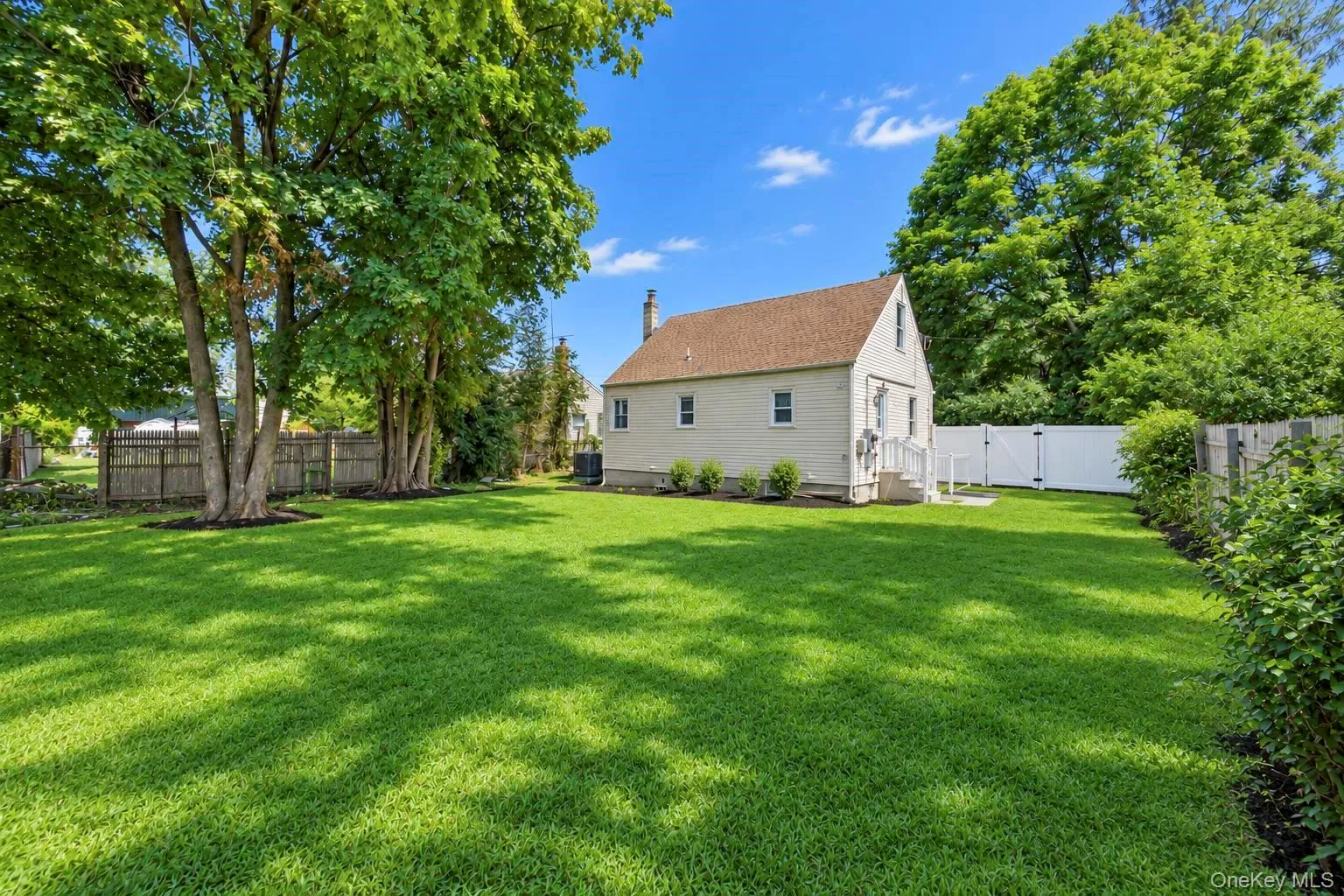 130 Elk Street, Babylon, NY, 4 Bedrooms Bedrooms, 9 Rooms Rooms,2 BathroomsBathrooms,Residential,For Rent,Elk,0,1047615 130 Elk Street, Babylon, NY, 4 Bedrooms Bedrooms, 9 Rooms Rooms,2 BathroomsBathrooms,Residential,For Rent,Elk,0,1047615