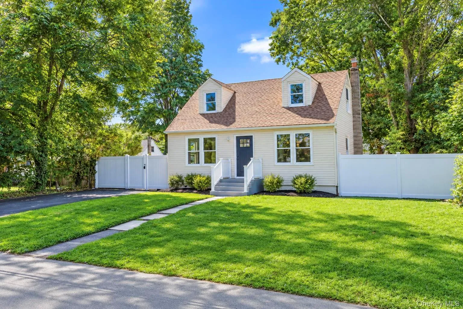 130 Elk Street, Babylon, NY, 4 Bedrooms Bedrooms, 9 Rooms Rooms,2 BathroomsBathrooms,Residential,For Rent,Elk,0,1047615 130 Elk Street, Babylon, NY, 4 Bedrooms Bedrooms, 9 Rooms Rooms,2 BathroomsBathrooms,Residential,For Rent,Elk,0,1047615