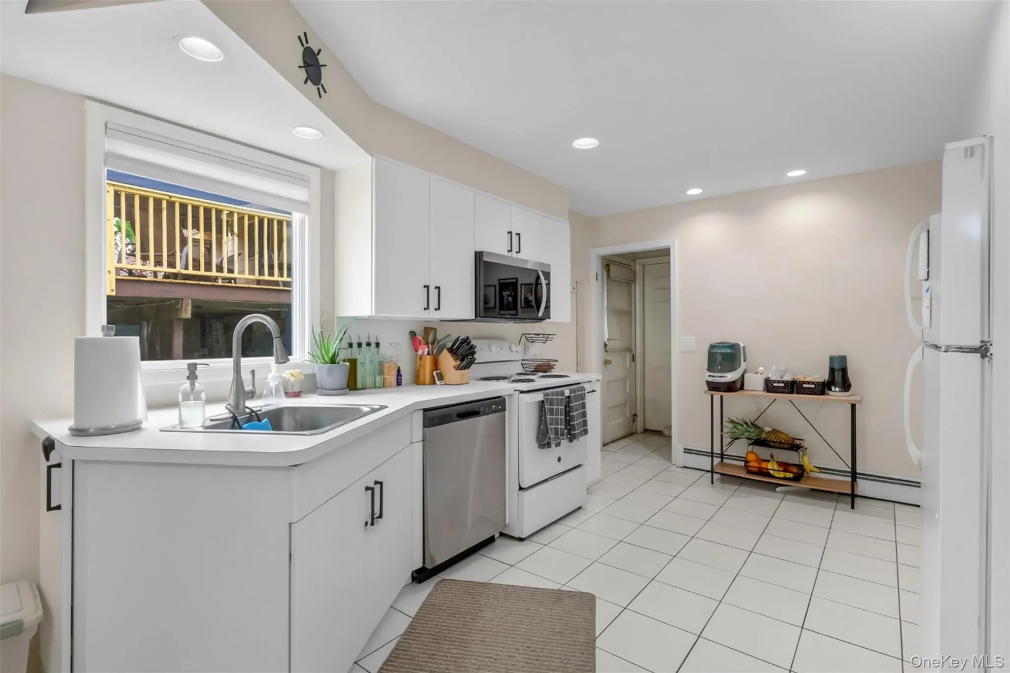 69 Terrace Drive, Huntington, NY, 3 Bedrooms Bedrooms, 5 Rooms Rooms,2 BathroomsBathrooms,Residential,For Rent,Terrace,0,1047619 69 Terrace Drive, Huntington, NY, 3 Bedrooms Bedrooms, 5 Rooms Rooms,2 BathroomsBathrooms,Residential,For Rent,Terrace,0,1047619