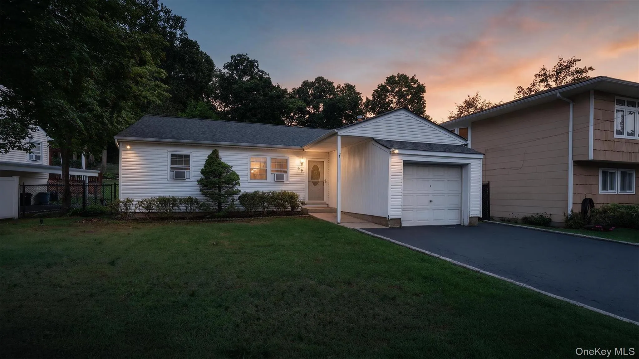 69 Terrace Drive, Huntington, NY, 3 Bedrooms Bedrooms, 5 Rooms Rooms,2 BathroomsBathrooms,Residential,For Rent,Terrace,0,1047619 69 Terrace Drive, Huntington, NY, 3 Bedrooms Bedrooms, 5 Rooms Rooms,2 BathroomsBathrooms,Residential,For Rent,Terrace,0,1047619