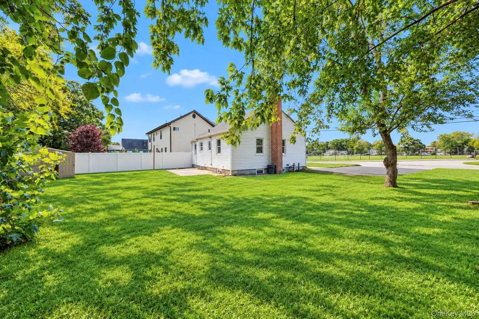 55 32nd Street, Babylon, NY, 4 Bedrooms Bedrooms, 9 Rooms Rooms,2 BathroomsBathrooms,Residential,For Rent,32nd,0,1047622 55 32nd Street, Babylon, NY, 4 Bedrooms Bedrooms, 9 Rooms Rooms,2 BathroomsBathrooms,Residential,For Rent,32nd,0,1047622