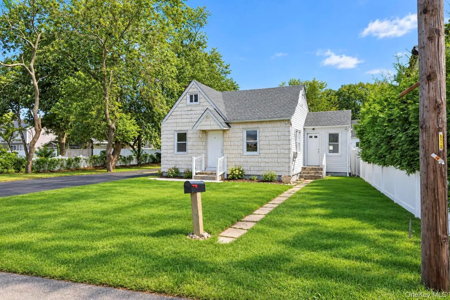 55 32nd Street, Babylon, NY, 4 Bedrooms Bedrooms, 9 Rooms Rooms,2 BathroomsBathrooms,Residential,For Rent,32nd,0,1047622 55 32nd Street, Babylon, NY, 4 Bedrooms Bedrooms, 9 Rooms Rooms,2 BathroomsBathrooms,Residential,For Rent,32nd,0,1047622
