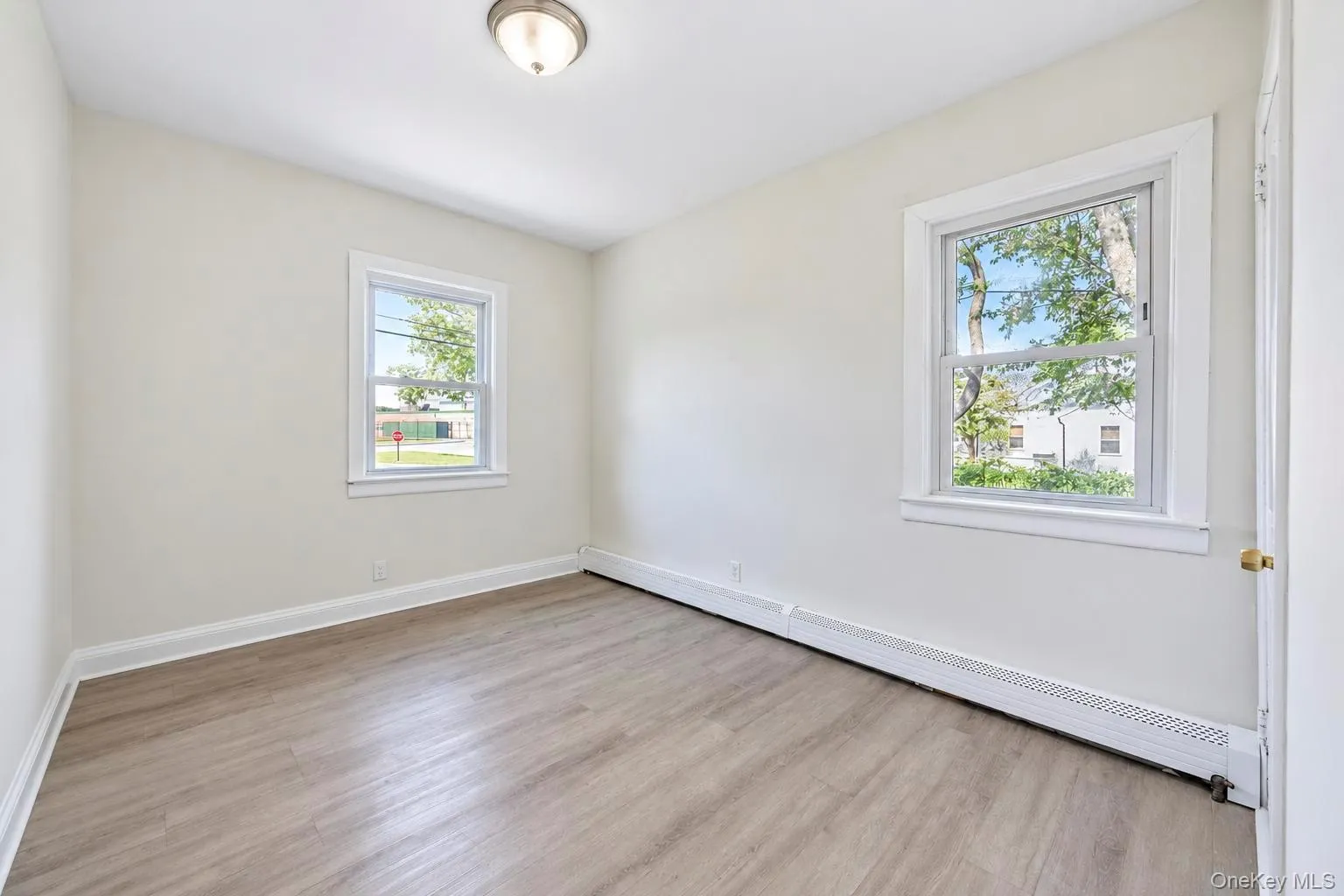 55 32nd Street, Babylon, NY, 4 Bedrooms Bedrooms, 9 Rooms Rooms,2 BathroomsBathrooms,Residential,For Rent,32nd,0,1047622 55 32nd Street, Babylon, NY, 4 Bedrooms Bedrooms, 9 Rooms Rooms,2 BathroomsBathrooms,Residential,For Rent,32nd,0,1047622