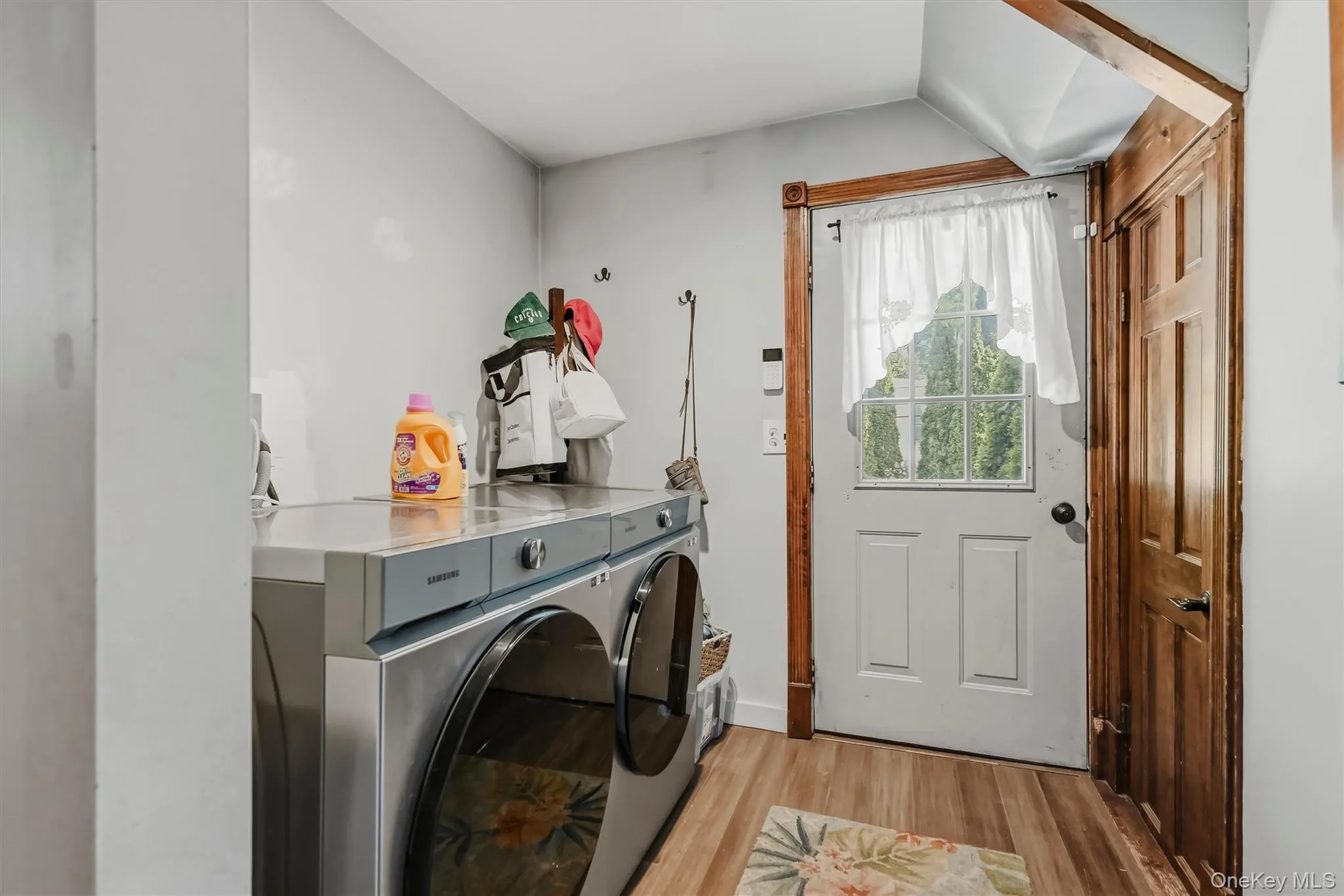 66 Silver Spring Road, New Windsor, NY, 3 Bedrooms Bedrooms, 6 Rooms Rooms,1 BathroomBathrooms,Residential,For Rent,Silver Spring,0,1047624 66 Silver Spring Road, New Windsor, NY, 3 Bedrooms Bedrooms, 6 Rooms Rooms,1 BathroomBathrooms,Residential,For Rent,Silver Spring,0,1047624
