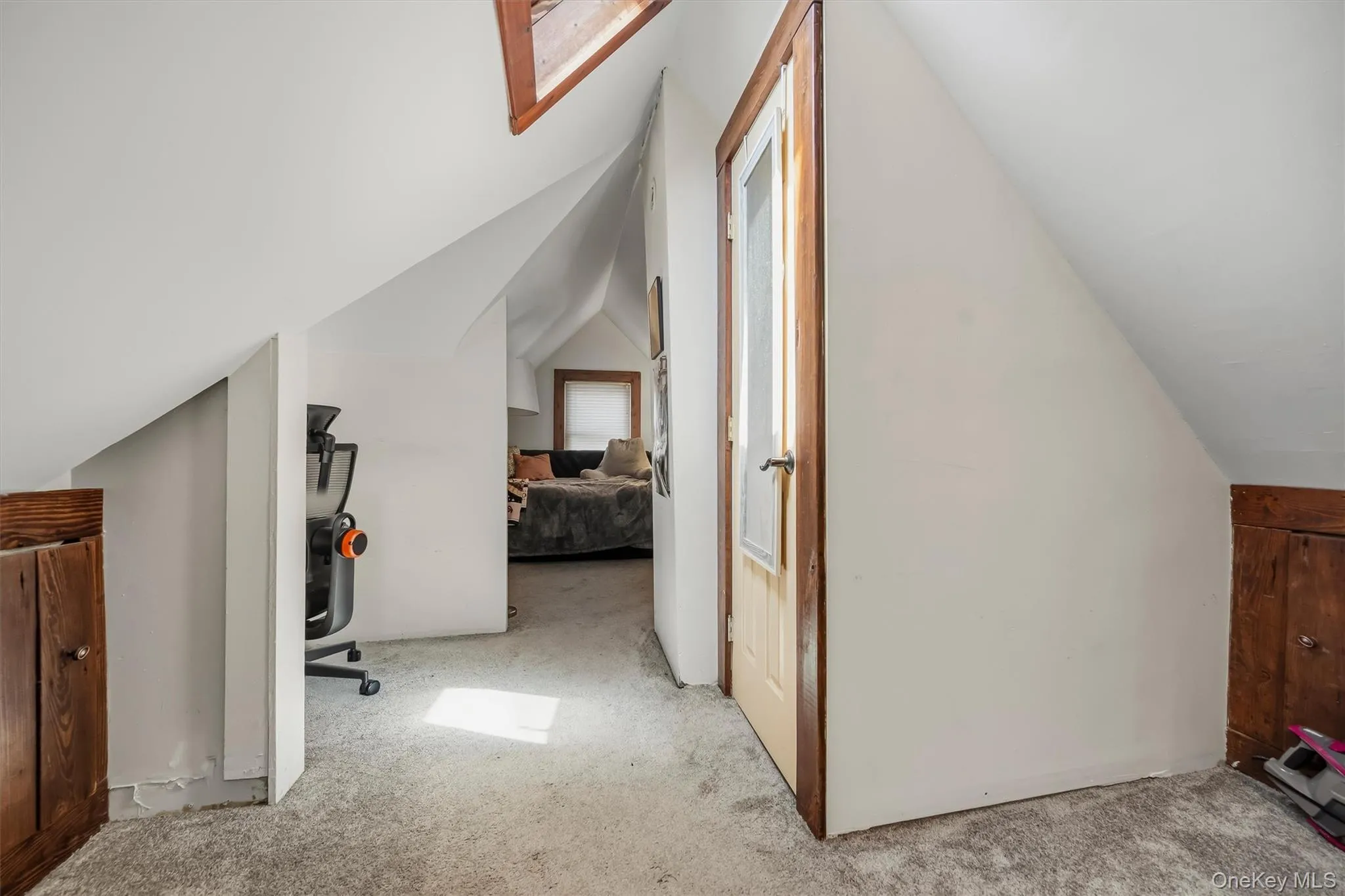 skylight, more living space for office, lounge area. skylight, more living space for office, lounge area.