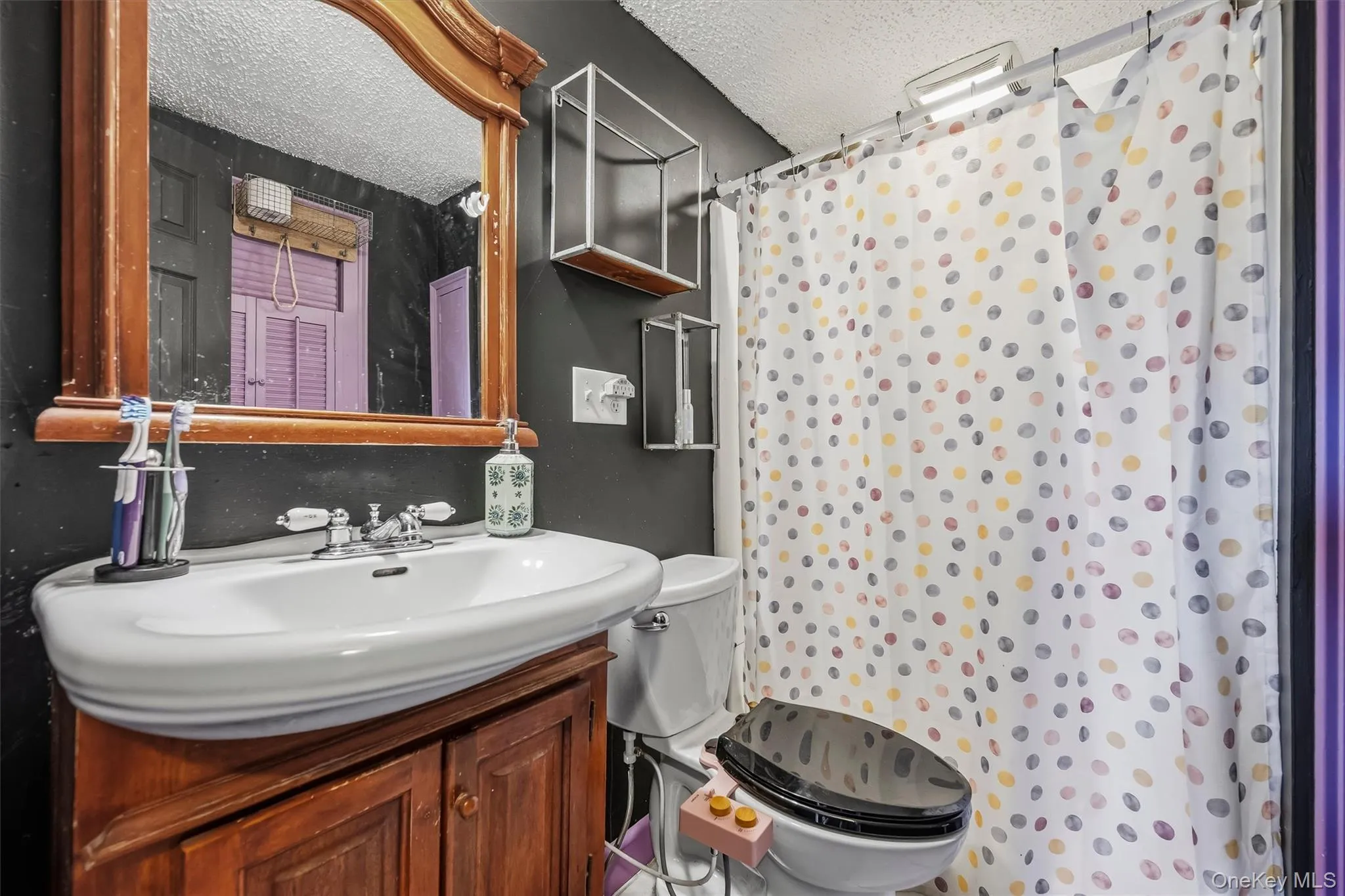 66 Silver Spring Road, New Windsor, NY, 3 Bedrooms Bedrooms, 6 Rooms Rooms,1 BathroomBathrooms,Residential,For Rent,Silver Spring,0,1047624 66 Silver Spring Road, New Windsor, NY, 3 Bedrooms Bedrooms, 6 Rooms Rooms,1 BathroomBathrooms,Residential,For Rent,Silver Spring,0,1047624