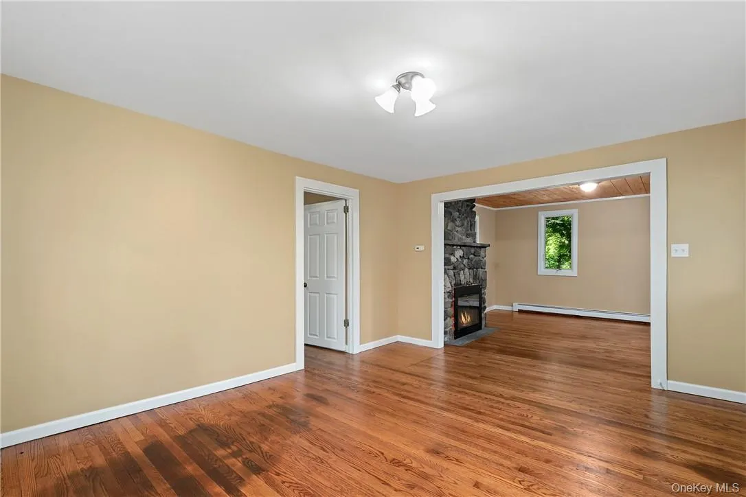 60 Watch Hill Road, Cortlandt, NY, 2 Bedroom Bedrooms, 4 Room Rooms,1 BathroomBathrooms,Residential Lease,For Rent,Watch Hill,0,1047625 60 Watch Hill Road, Cortlandt, NY, 2 Bedroom Bedrooms, 4 Room Rooms,1 BathroomBathrooms,Residential Lease,For Rent,Watch Hill,0,1047625