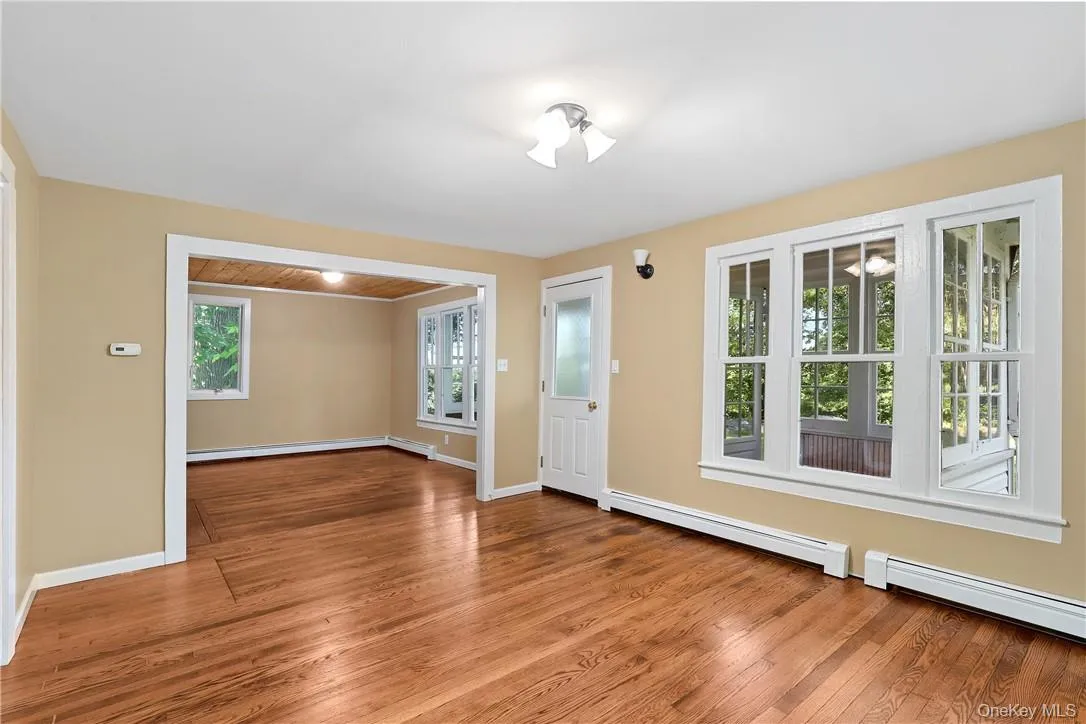 60 Watch Hill Road, Cortlandt, NY, 2 Bedroom Bedrooms, 4 Room Rooms,1 BathroomBathrooms,Residential Lease,For Rent,Watch Hill,0,1047625 60 Watch Hill Road, Cortlandt, NY, 2 Bedroom Bedrooms, 4 Room Rooms,1 BathroomBathrooms,Residential Lease,For Rent,Watch Hill,0,1047625
