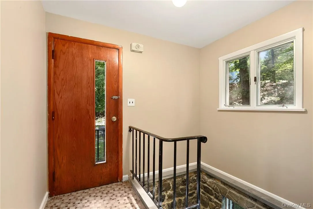 60 Watch Hill Road, Cortlandt, NY, 2 Bedroom Bedrooms, 4 Room Rooms,1 BathroomBathrooms,Residential Lease,For Rent,Watch Hill,0,1047625 60 Watch Hill Road, Cortlandt, NY, 2 Bedroom Bedrooms, 4 Room Rooms,1 BathroomBathrooms,Residential Lease,For Rent,Watch Hill,0,1047625