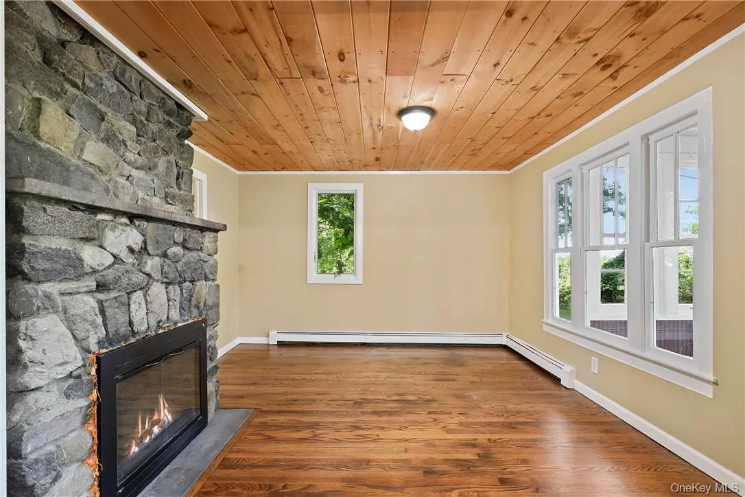 60 Watch Hill Road, Cortlandt, NY, 2 Bedroom Bedrooms, 4 Room Rooms,1 BathroomBathrooms,Residential Lease,For Rent,Watch Hill,0,1047625 60 Watch Hill Road, Cortlandt, NY, 2 Bedroom Bedrooms, 4 Room Rooms,1 BathroomBathrooms,Residential Lease,For Rent,Watch Hill,0,1047625