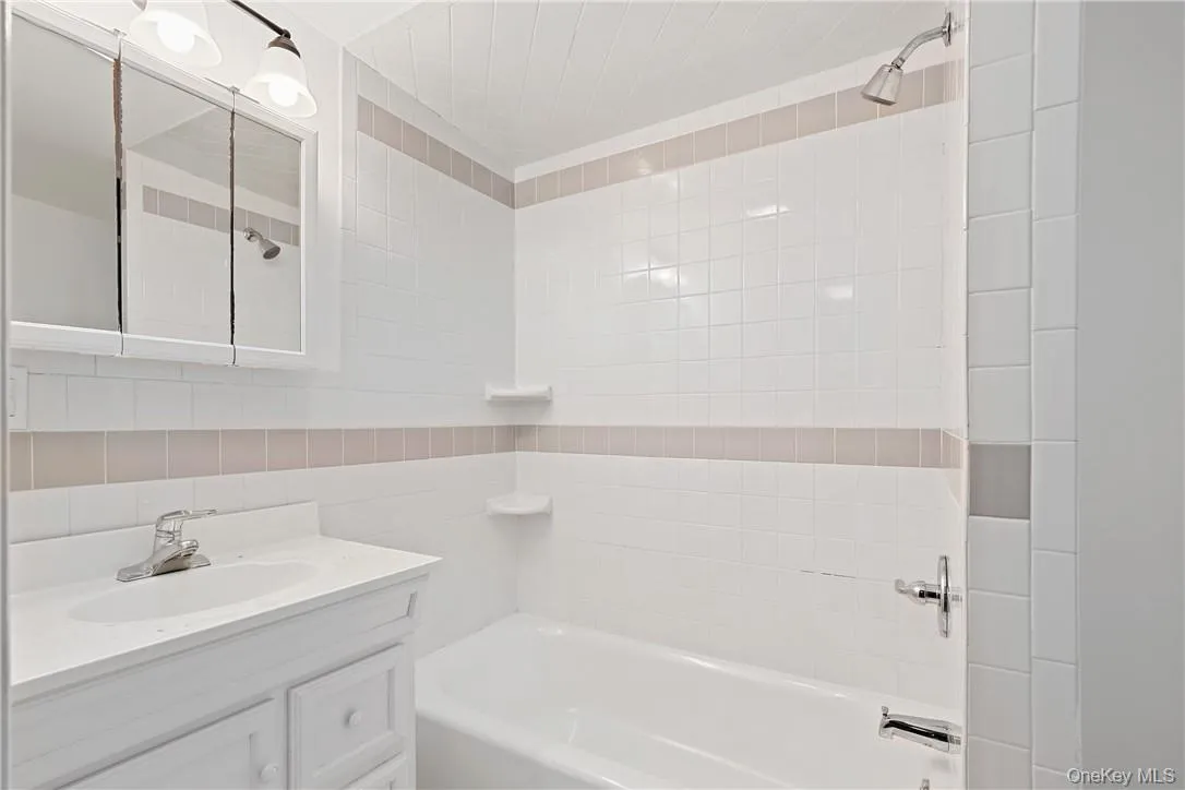 60 Watch Hill Road, Cortlandt, NY, 2 Bedroom Bedrooms, 4 Room Rooms,1 BathroomBathrooms,Residential Lease,For Rent,Watch Hill,0,1047625 60 Watch Hill Road, Cortlandt, NY, 2 Bedroom Bedrooms, 4 Room Rooms,1 BathroomBathrooms,Residential Lease,For Rent,Watch Hill,0,1047625