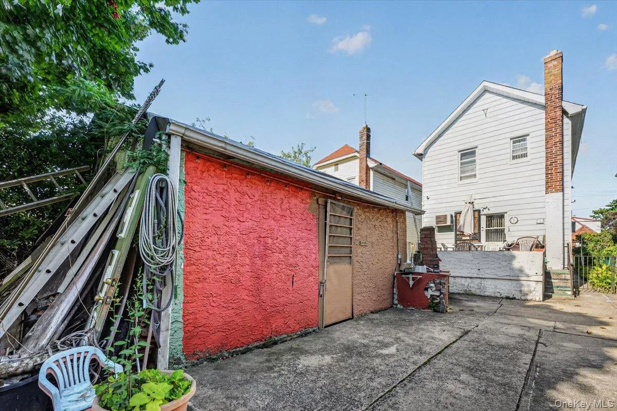 118-29 218th Street, New York, NY, 3 Bedrooms Bedrooms, 7 Rooms Rooms,2 BathroomsBathrooms,Residential,For Rent,218th,0,1047626 118-29 218th Street, New York, NY, 3 Bedrooms Bedrooms, 7 Rooms Rooms,2 BathroomsBathrooms,Residential,For Rent,218th,0,1047626