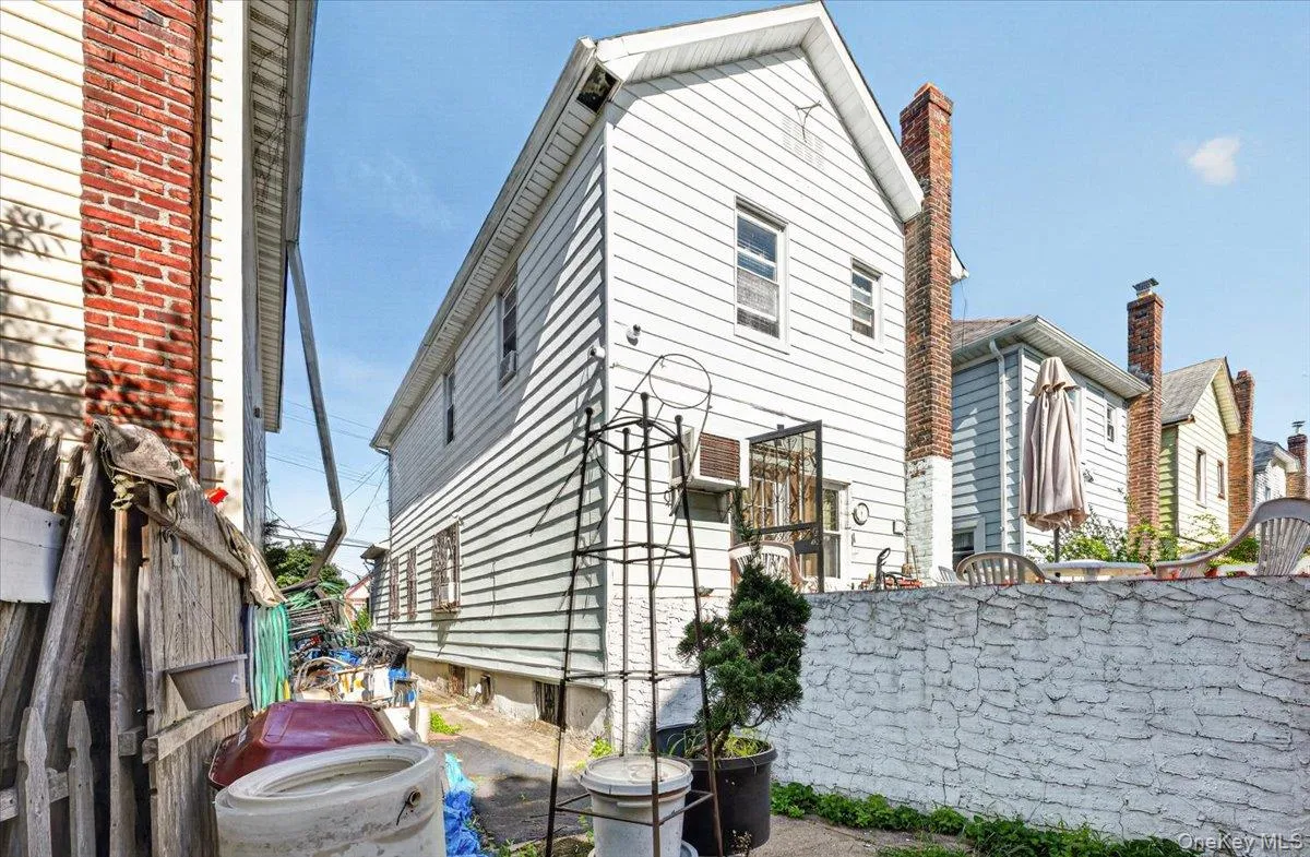 118-29 218th Street, New York, NY, 3 Bedrooms Bedrooms, 7 Rooms Rooms,2 BathroomsBathrooms,Residential,For Rent,218th,0,1047626 118-29 218th Street, New York, NY, 3 Bedrooms Bedrooms, 7 Rooms Rooms,2 BathroomsBathrooms,Residential,For Rent,218th,0,1047626