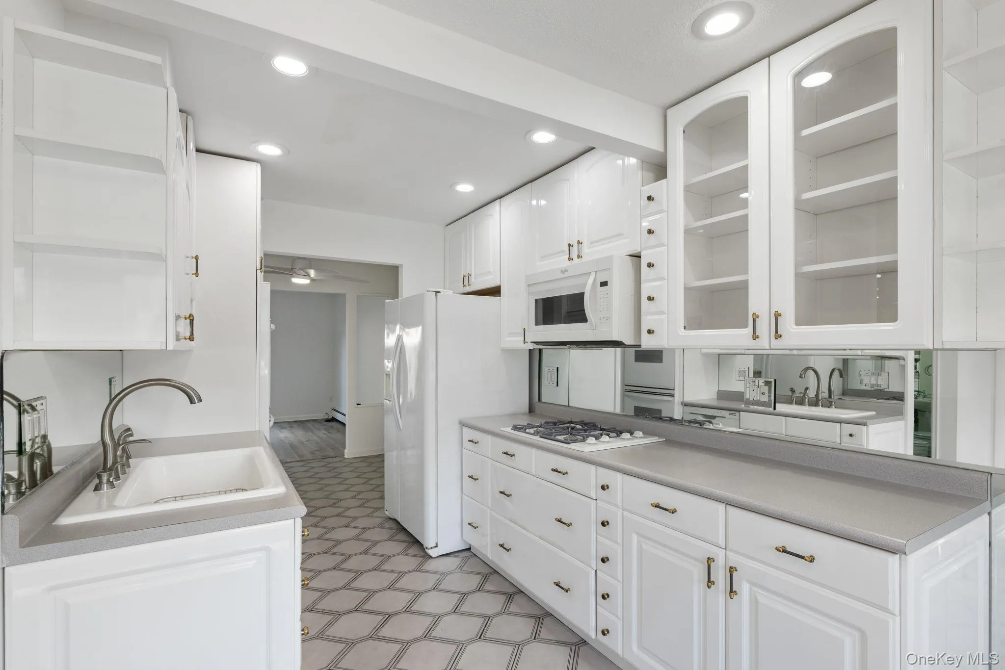 72 Kennedy Drive, Haverstraw, NY, 3 Bedrooms Bedrooms, 8 Rooms Rooms,1 BathroomBathrooms,Residential,For Rent,Kennedy,0,1047630 72 Kennedy Drive, Haverstraw, NY, 3 Bedrooms Bedrooms, 8 Rooms Rooms,1 BathroomBathrooms,Residential,For Rent,Kennedy,0,1047630