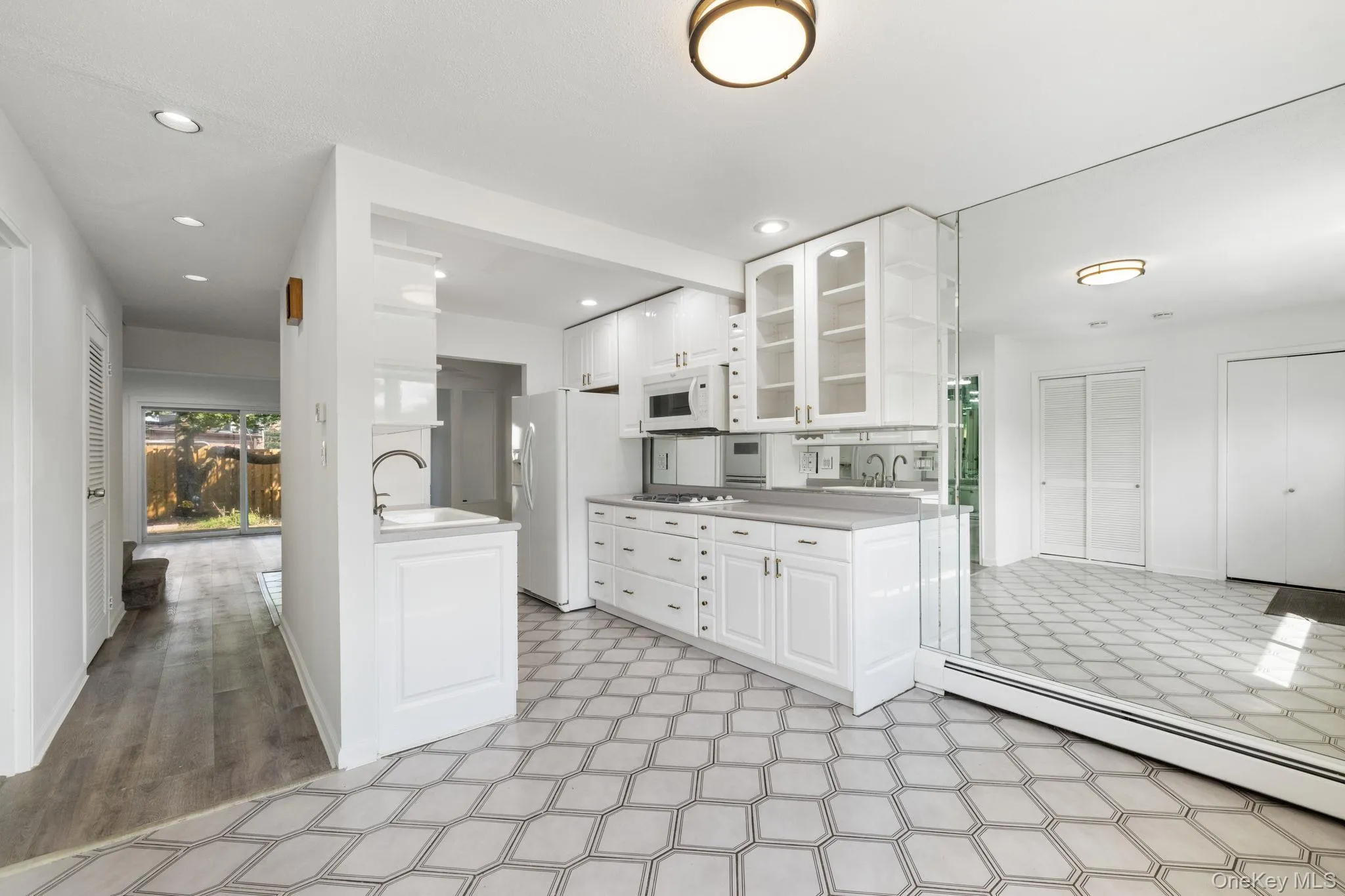 72 Kennedy Drive, Haverstraw, NY, 3 Bedrooms Bedrooms, 8 Rooms Rooms,1 BathroomBathrooms,Residential,For Rent,Kennedy,0,1047630 72 Kennedy Drive, Haverstraw, NY, 3 Bedrooms Bedrooms, 8 Rooms Rooms,1 BathroomBathrooms,Residential,For Rent,Kennedy,0,1047630