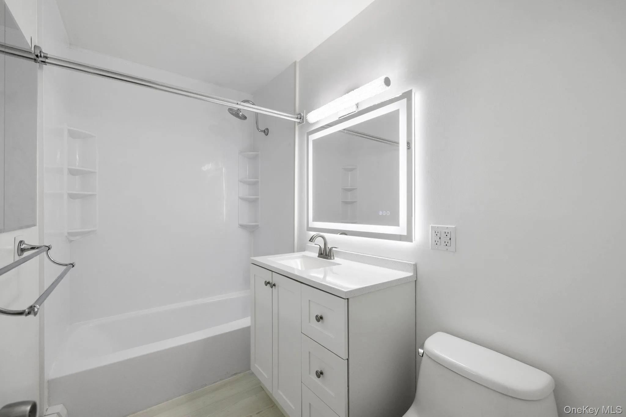 72 Kennedy Drive, Haverstraw, NY, 3 Bedrooms Bedrooms, 8 Rooms Rooms,1 BathroomBathrooms,Residential,For Rent,Kennedy,0,1047630 72 Kennedy Drive, Haverstraw, NY, 3 Bedrooms Bedrooms, 8 Rooms Rooms,1 BathroomBathrooms,Residential,For Rent,Kennedy,0,1047630