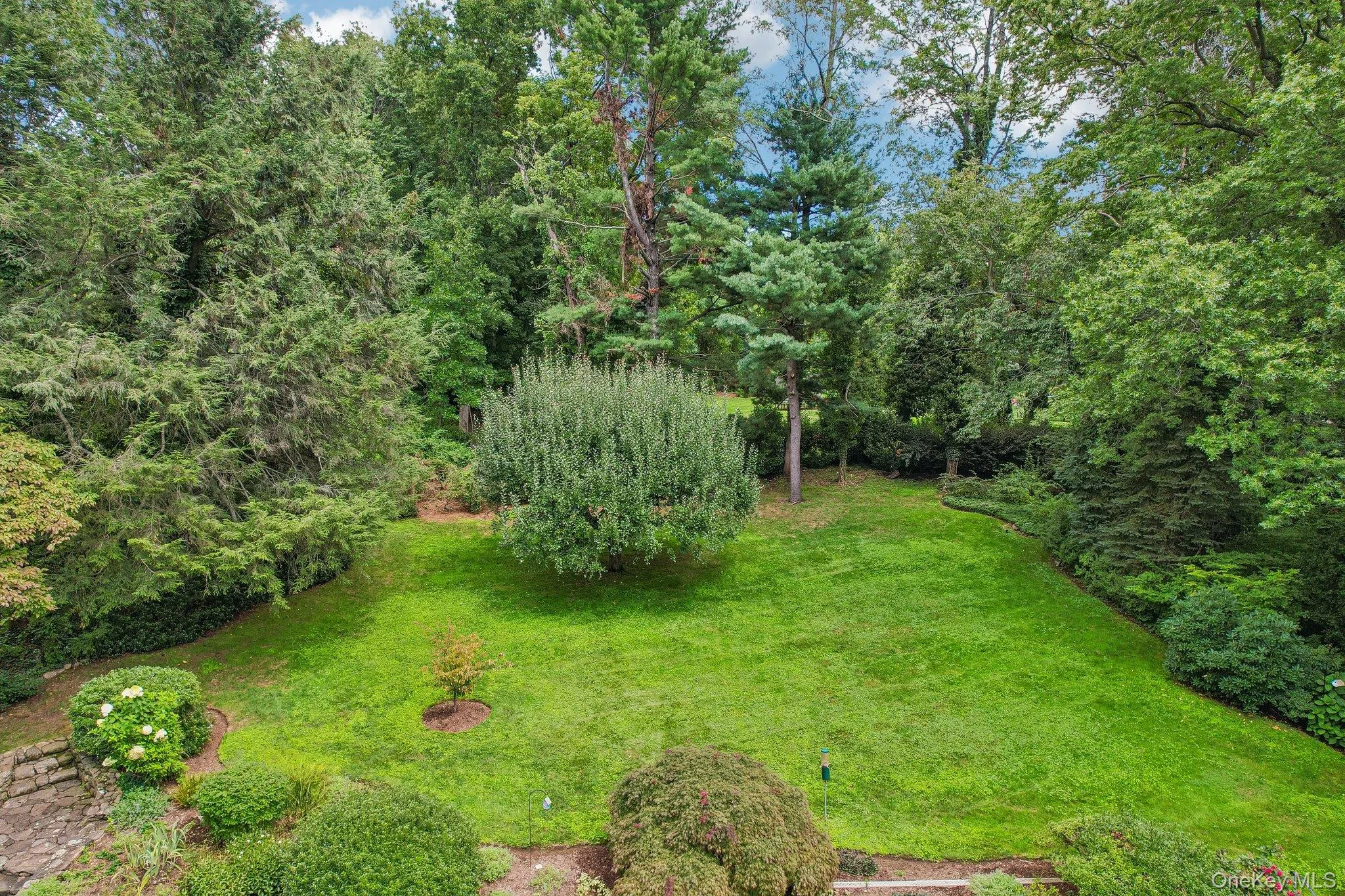 16 Edgewood Drive, Rye Town, NY, 5 Bedrooms Bedrooms, 12 Rooms Rooms,4 BathroomsBathrooms,Residential,For Rent,Edgewood,0,1047636 16 Edgewood Drive, Rye Town, NY, 5 Bedrooms Bedrooms, 12 Rooms Rooms,4 BathroomsBathrooms,Residential,For Rent,Edgewood,0,1047636