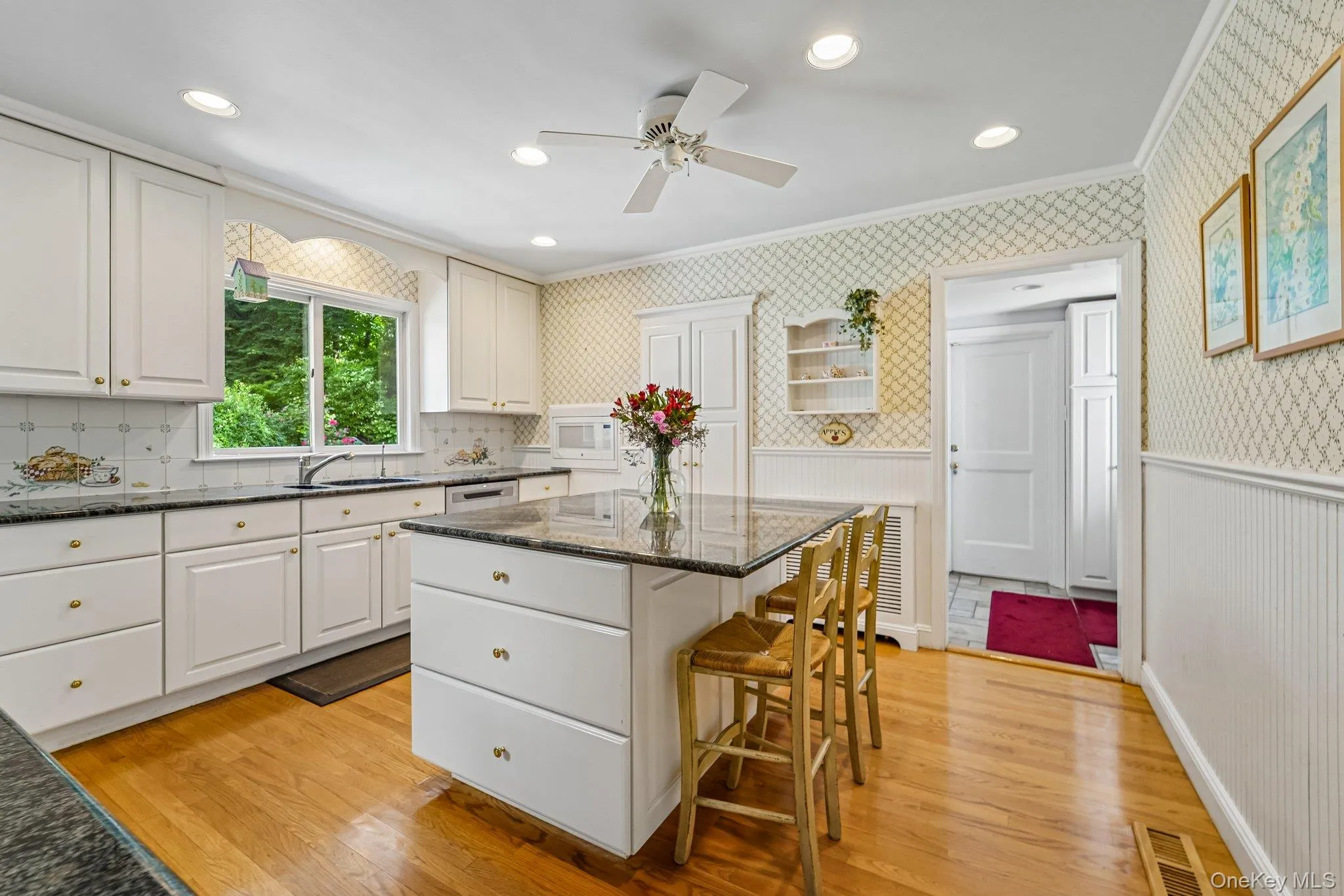 16 Edgewood Drive, Rye Town, NY, 5 Bedrooms Bedrooms, 12 Rooms Rooms,4 BathroomsBathrooms,Residential,For Rent,Edgewood,0,1047636 16 Edgewood Drive, Rye Town, NY, 5 Bedrooms Bedrooms, 12 Rooms Rooms,4 BathroomsBathrooms,Residential,For Rent,Edgewood,0,1047636
