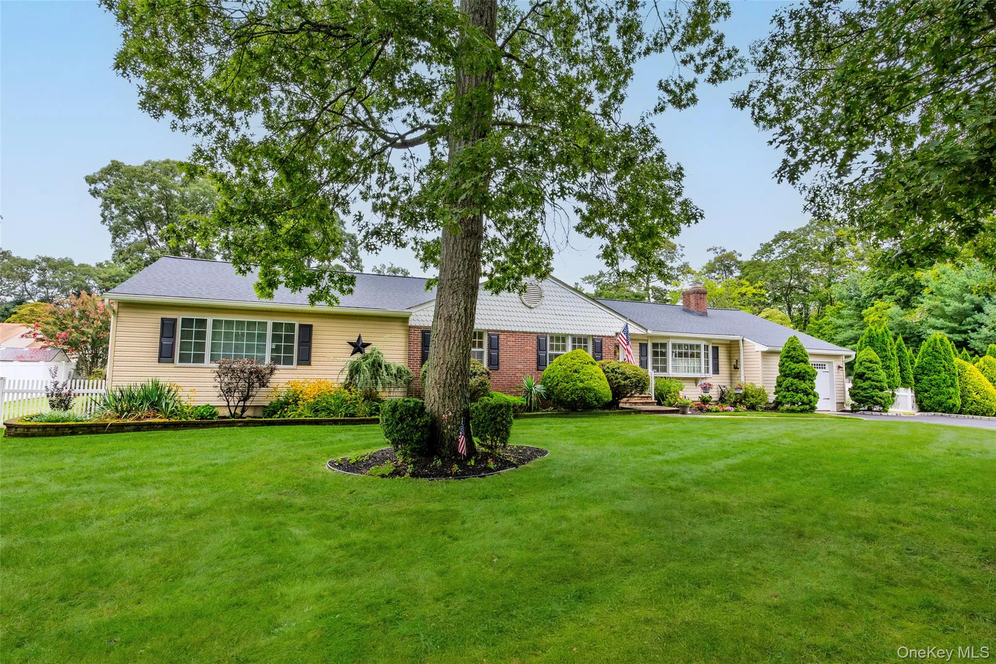 67 Broadway, Smithtown, NY, 4 Bedrooms Bedrooms, 8 Rooms Rooms,3 BathroomsBathrooms,Residential,For Rent,Broadway,0,1047638 67 Broadway, Smithtown, NY, 4 Bedrooms Bedrooms, 8 Rooms Rooms,3 BathroomsBathrooms,Residential,For Rent,Broadway,0,1047638