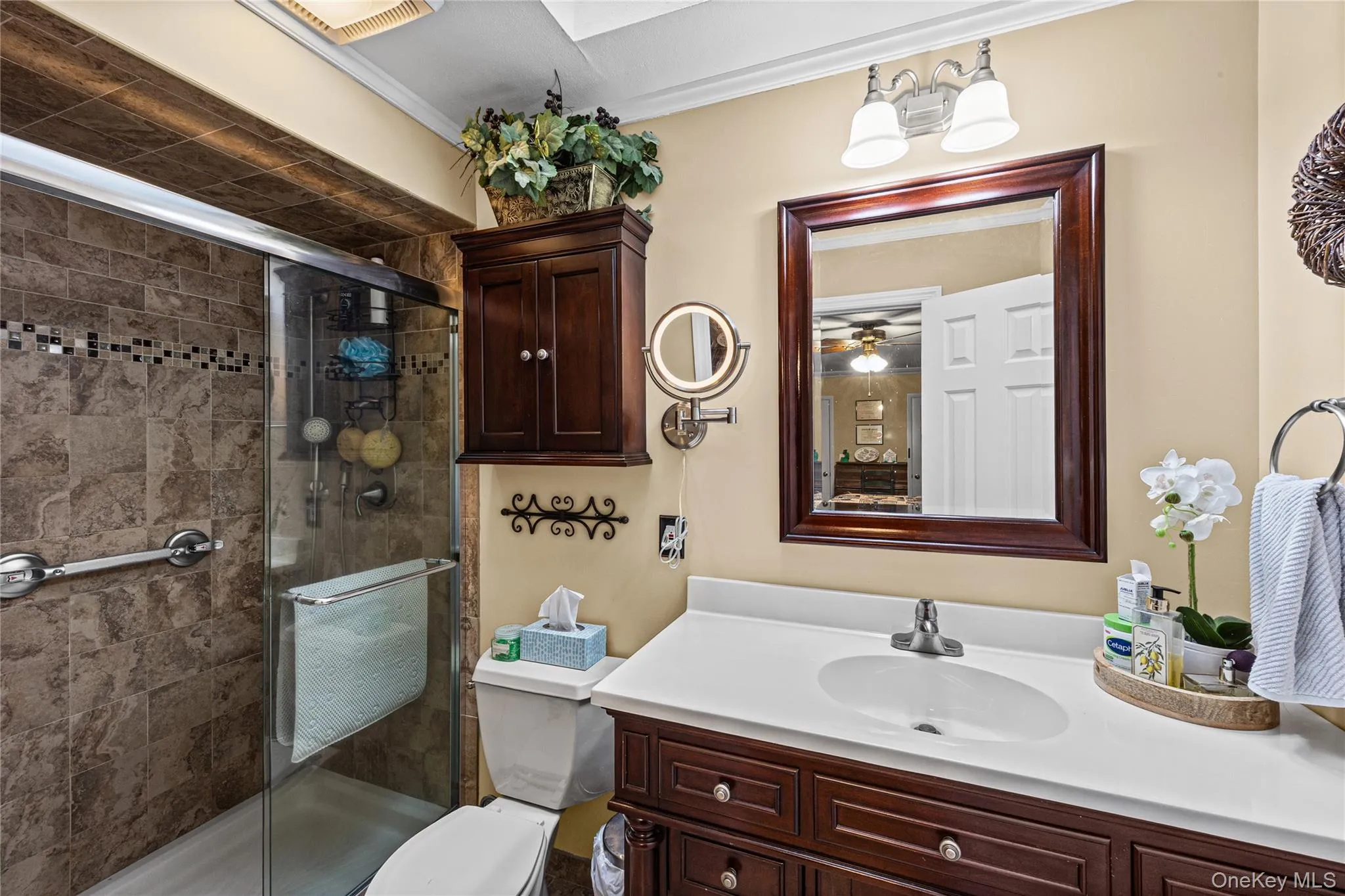 67 Broadway, Smithtown, NY, 4 Bedrooms Bedrooms, 8 Rooms Rooms,3 BathroomsBathrooms,Residential,For Rent,Broadway,0,1047638 67 Broadway, Smithtown, NY, 4 Bedrooms Bedrooms, 8 Rooms Rooms,3 BathroomsBathrooms,Residential,For Rent,Broadway,0,1047638