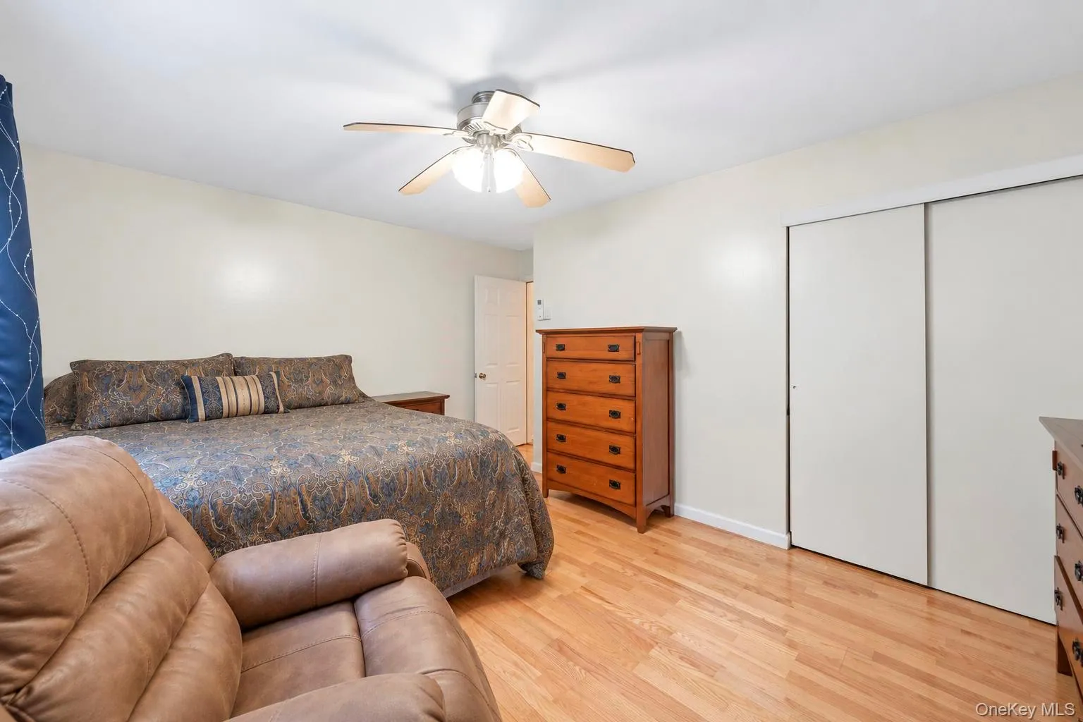 23 Pimlico Drive, Smithtown, NY, 4 Bedrooms Bedrooms, 11 Rooms Rooms,2 BathroomsBathrooms,Residential,For Rent,Pimlico Drive,0,1047641 23 Pimlico Drive, Smithtown, NY, 4 Bedrooms Bedrooms, 11 Rooms Rooms,2 BathroomsBathrooms,Residential,For Rent,Pimlico Drive,0,1047641