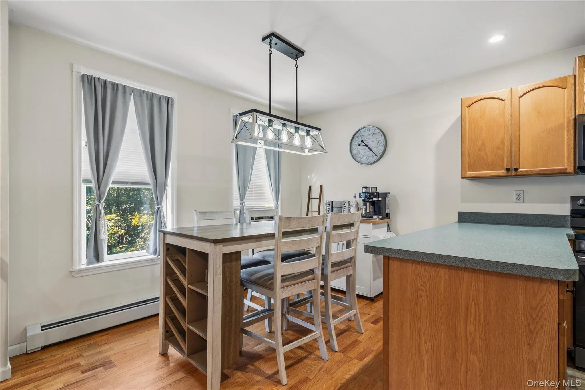 32 Nightingale Trail, Mamakating, NY, 2 Bedrooms Bedrooms, 8 Rooms Rooms,2 BathroomsBathrooms,Residential,For Rent,Nightingale,0,1047643 32 Nightingale Trail, Mamakating, NY, 2 Bedrooms Bedrooms, 8 Rooms Rooms,2 BathroomsBathrooms,Residential,For Rent,Nightingale,0,1047643