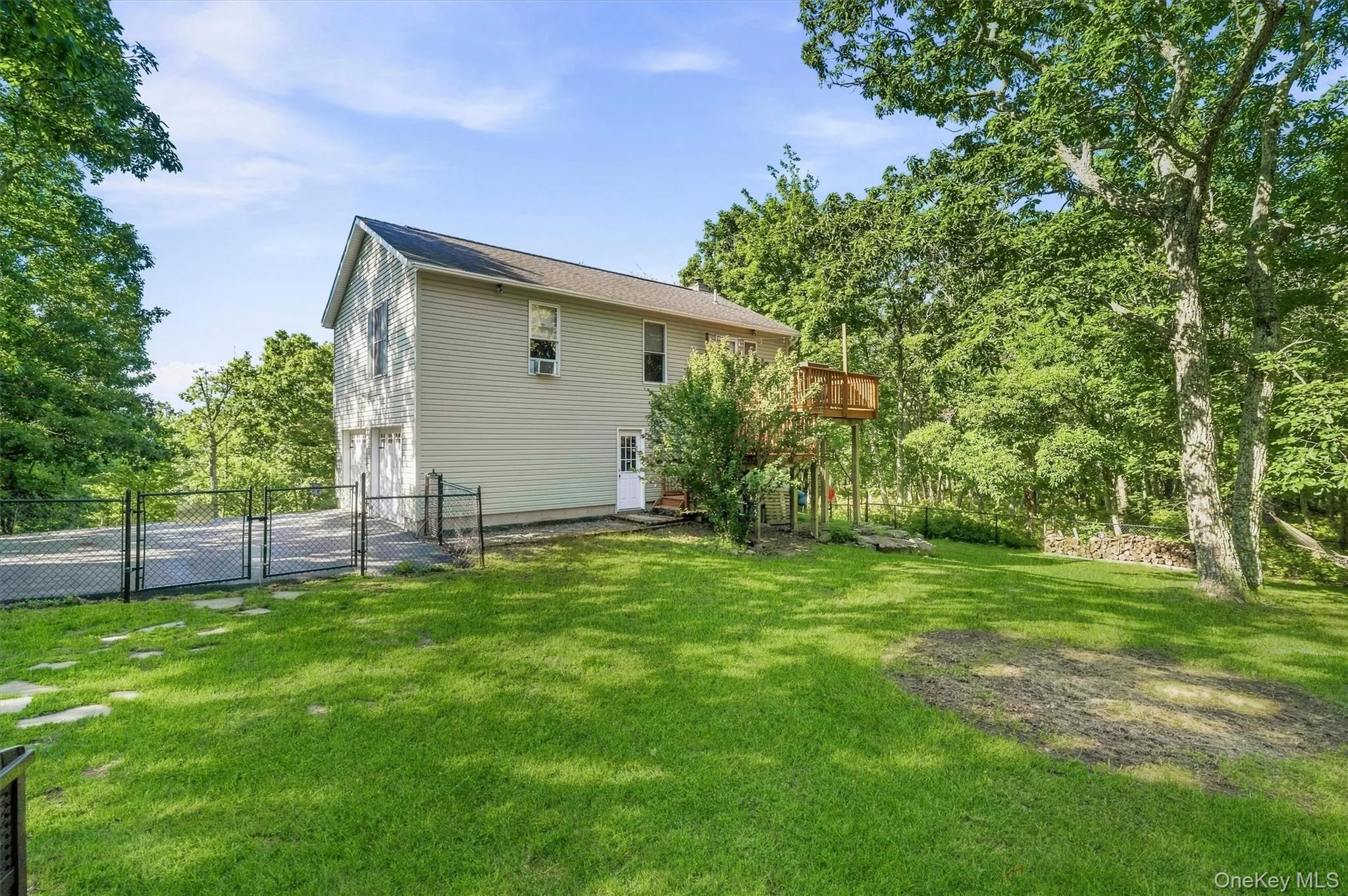 32 Nightingale Trail, Mamakating, NY, 2 Bedrooms Bedrooms, 8 Rooms Rooms,2 BathroomsBathrooms,Residential,For Rent,Nightingale,0,1047643 32 Nightingale Trail, Mamakating, NY, 2 Bedrooms Bedrooms, 8 Rooms Rooms,2 BathroomsBathrooms,Residential,For Rent,Nightingale,0,1047643
