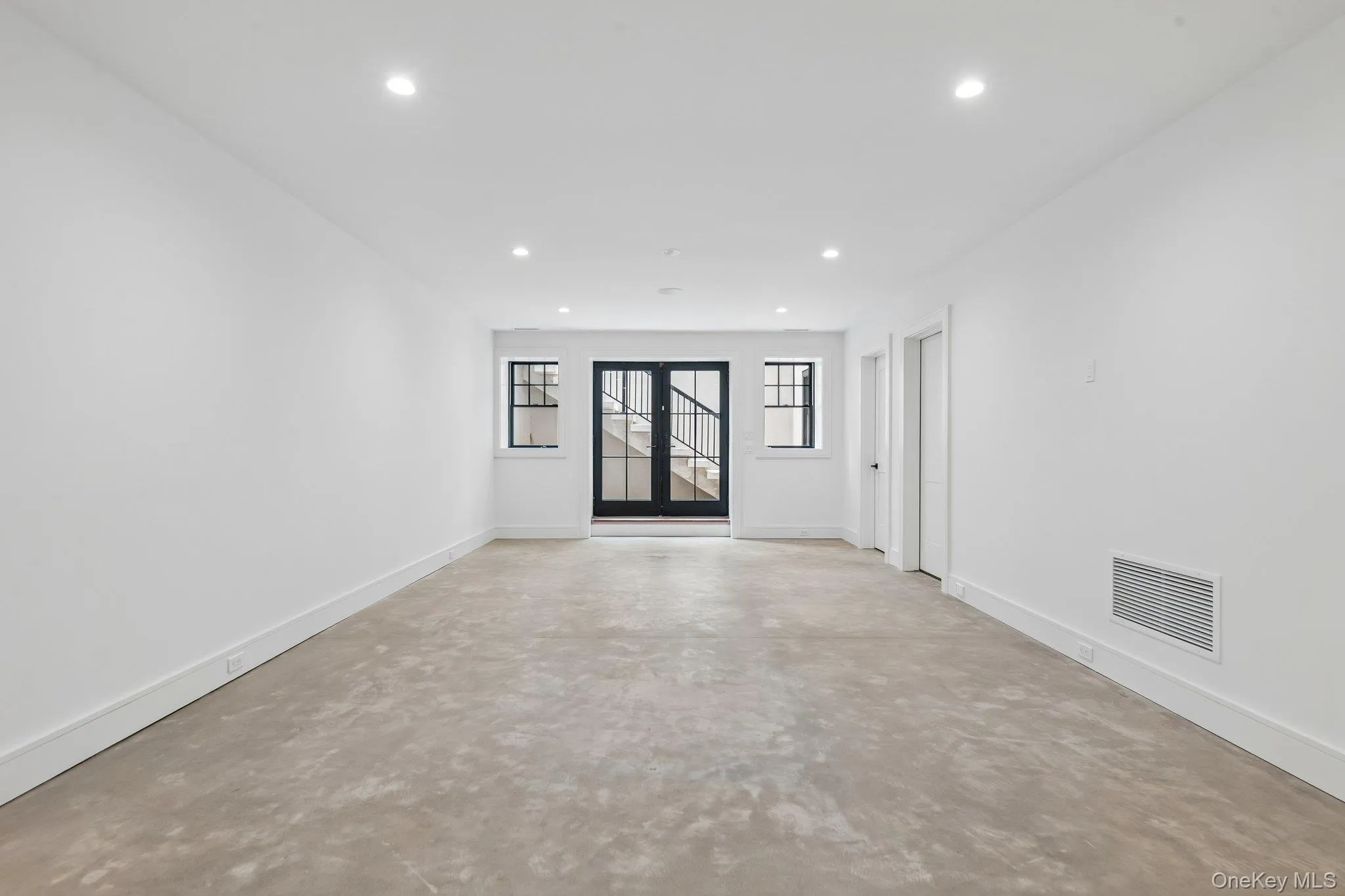 46 Towhee Trail, East Hampton, NY, 6 Bedrooms Bedrooms, 15 Rooms Rooms,5 BathroomsBathrooms,Residential,For Rent,Towhee,0,1047645 46 Towhee Trail, East Hampton, NY, 6 Bedrooms Bedrooms, 15 Rooms Rooms,5 BathroomsBathrooms,Residential,For Rent,Towhee,0,1047645