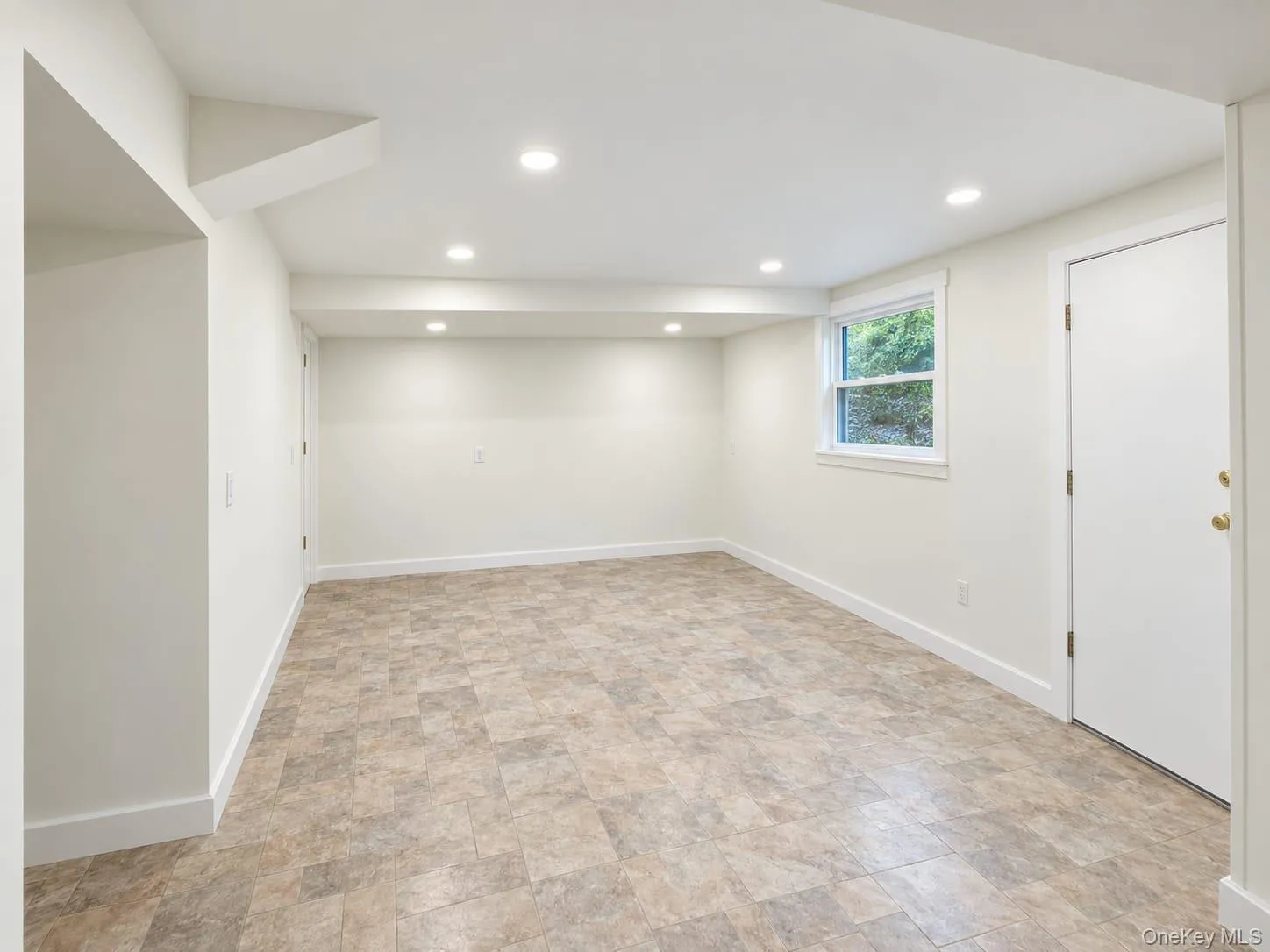 3 Valley Trail, Monroe, NY, 4 Bedrooms Bedrooms, 6 Rooms Rooms,2 BathroomsBathrooms,Residential,For Rent,Valley,0,1047647 3 Valley Trail, Monroe, NY, 4 Bedrooms Bedrooms, 6 Rooms Rooms,2 BathroomsBathrooms,Residential,For Rent,Valley,0,1047647