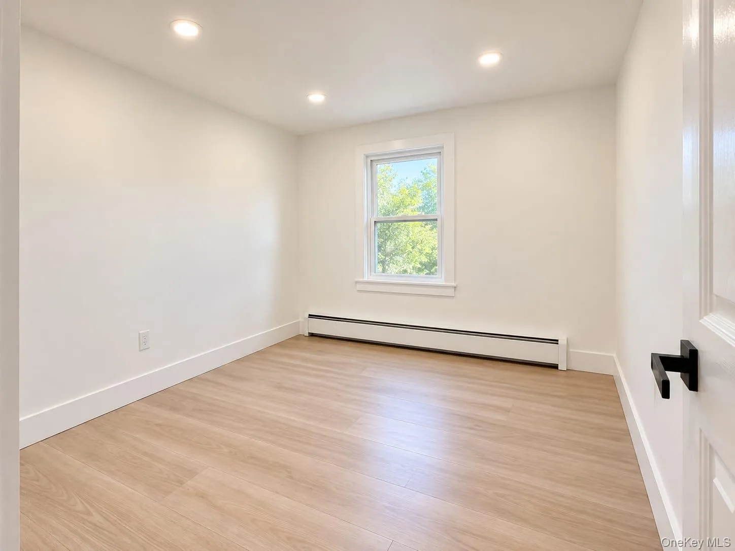 65 Glenwood Road, Monroe, NY, 3 Bedrooms Bedrooms, 6 Rooms Rooms,1 BathroomBathrooms,Residential,For Rent,Glenwood,0,1047650 65 Glenwood Road, Monroe, NY, 3 Bedrooms Bedrooms, 6 Rooms Rooms,1 BathroomBathrooms,Residential,For Rent,Glenwood,0,1047650