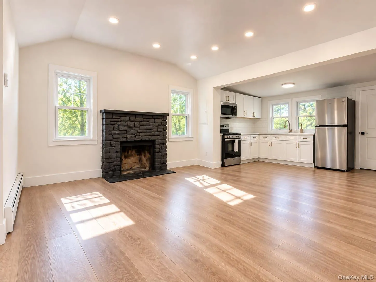 65 Glenwood Road, Monroe, NY, 3 Bedrooms Bedrooms, 6 Rooms Rooms,1 BathroomBathrooms,Residential,For Rent,Glenwood,0,1047650 65 Glenwood Road, Monroe, NY, 3 Bedrooms Bedrooms, 6 Rooms Rooms,1 BathroomBathrooms,Residential,For Rent,Glenwood,0,1047650