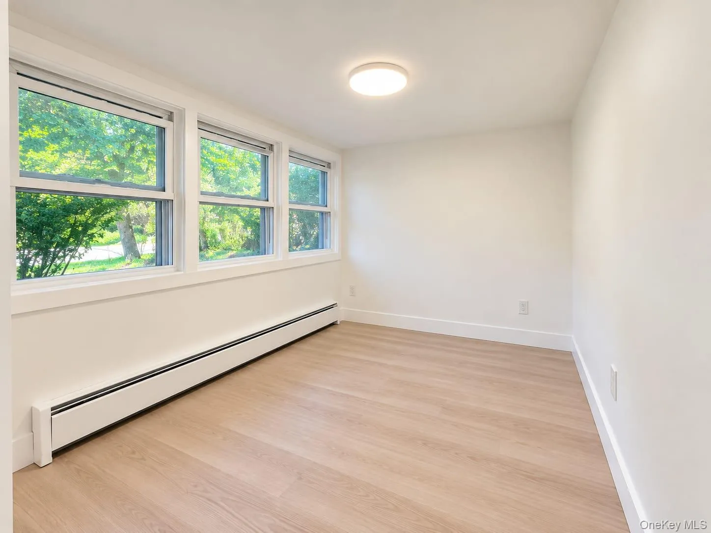 65 Glenwood Road, Monroe, NY, 3 Bedrooms Bedrooms, 6 Rooms Rooms,1 BathroomBathrooms,Residential,For Rent,Glenwood,0,1047650 65 Glenwood Road, Monroe, NY, 3 Bedrooms Bedrooms, 6 Rooms Rooms,1 BathroomBathrooms,Residential,For Rent,Glenwood,0,1047650