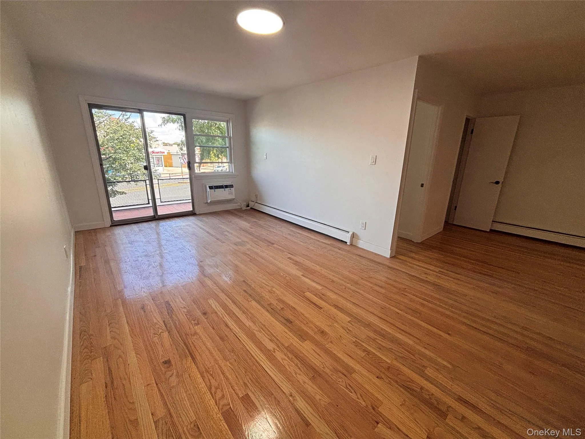71-34 Kissena Boulevard, New York, NY, 3 Bedrooms Bedrooms, 6 Rooms Rooms,2 BathroomsBathrooms,Residential Lease,For Rent,Kissena,0,1047654 71-34 Kissena Boulevard, New York, NY, 3 Bedrooms Bedrooms, 6 Rooms Rooms,2 BathroomsBathrooms,Residential Lease,For Rent,Kissena,0,1047654