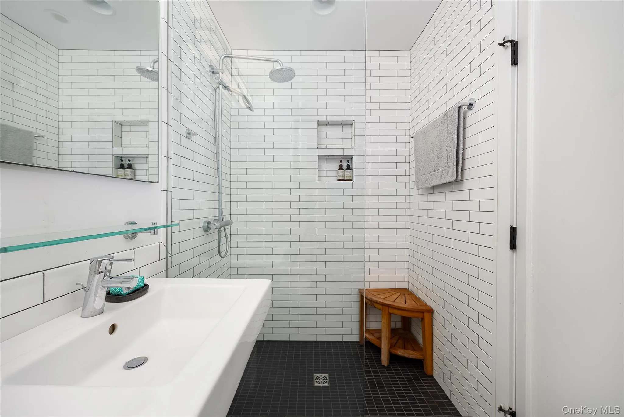 62 Frost Road, Rhinebeck, NY, 3 Bedrooms Bedrooms, 7 Rooms Rooms,2 BathroomsBathrooms,Residential,For Rent,Frost,0,1047657 62 Frost Road, Rhinebeck, NY, 3 Bedrooms Bedrooms, 7 Rooms Rooms,2 BathroomsBathrooms,Residential,For Rent,Frost,0,1047657