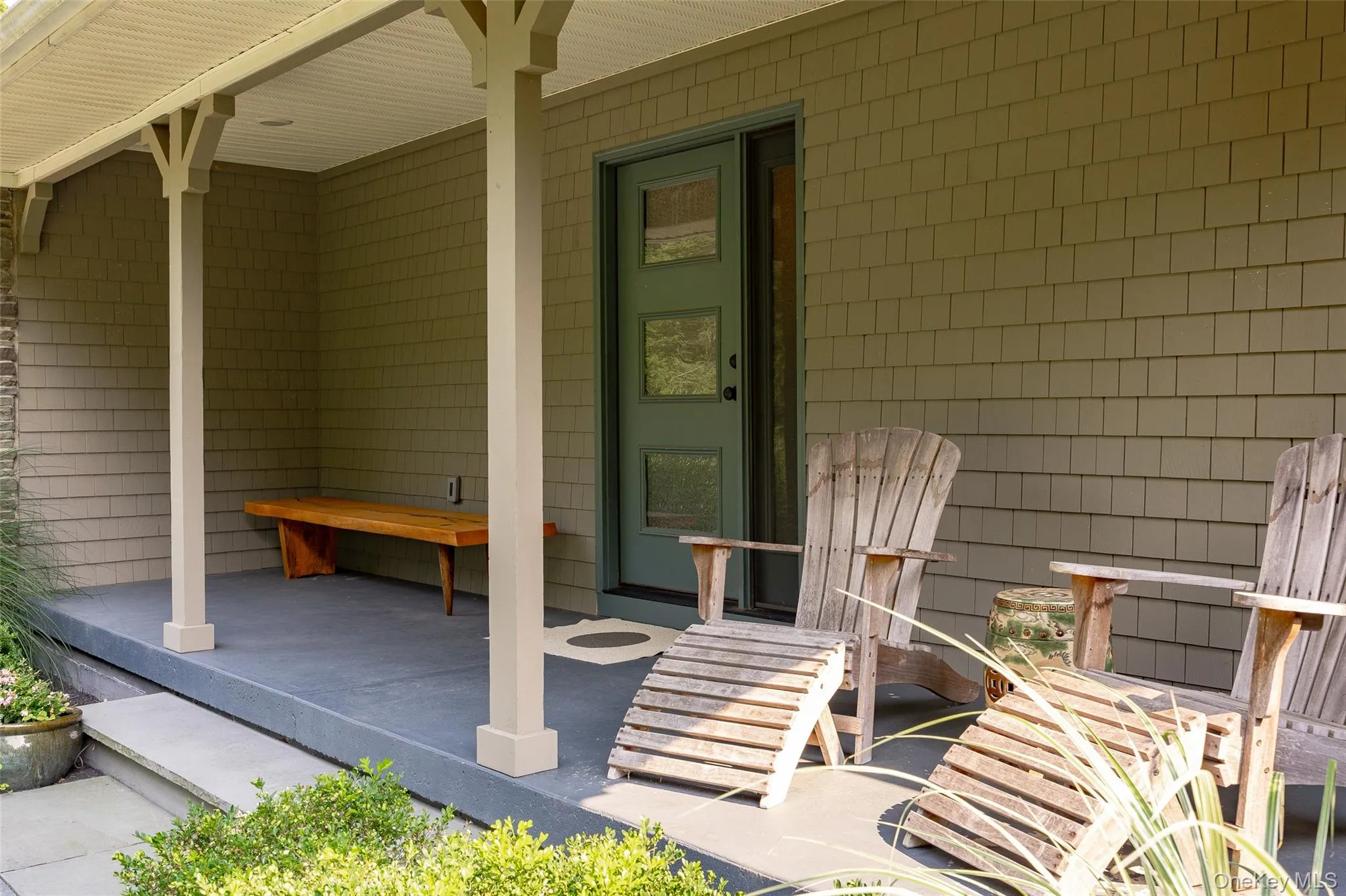 Front porch/front door Front porch/front door