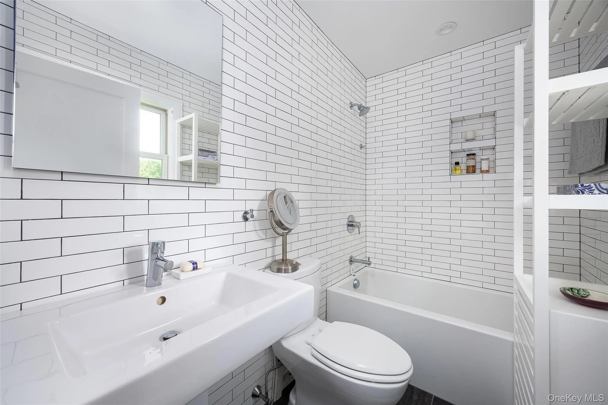 Ensuite Primary bathroom Ensuite Primary bathroom