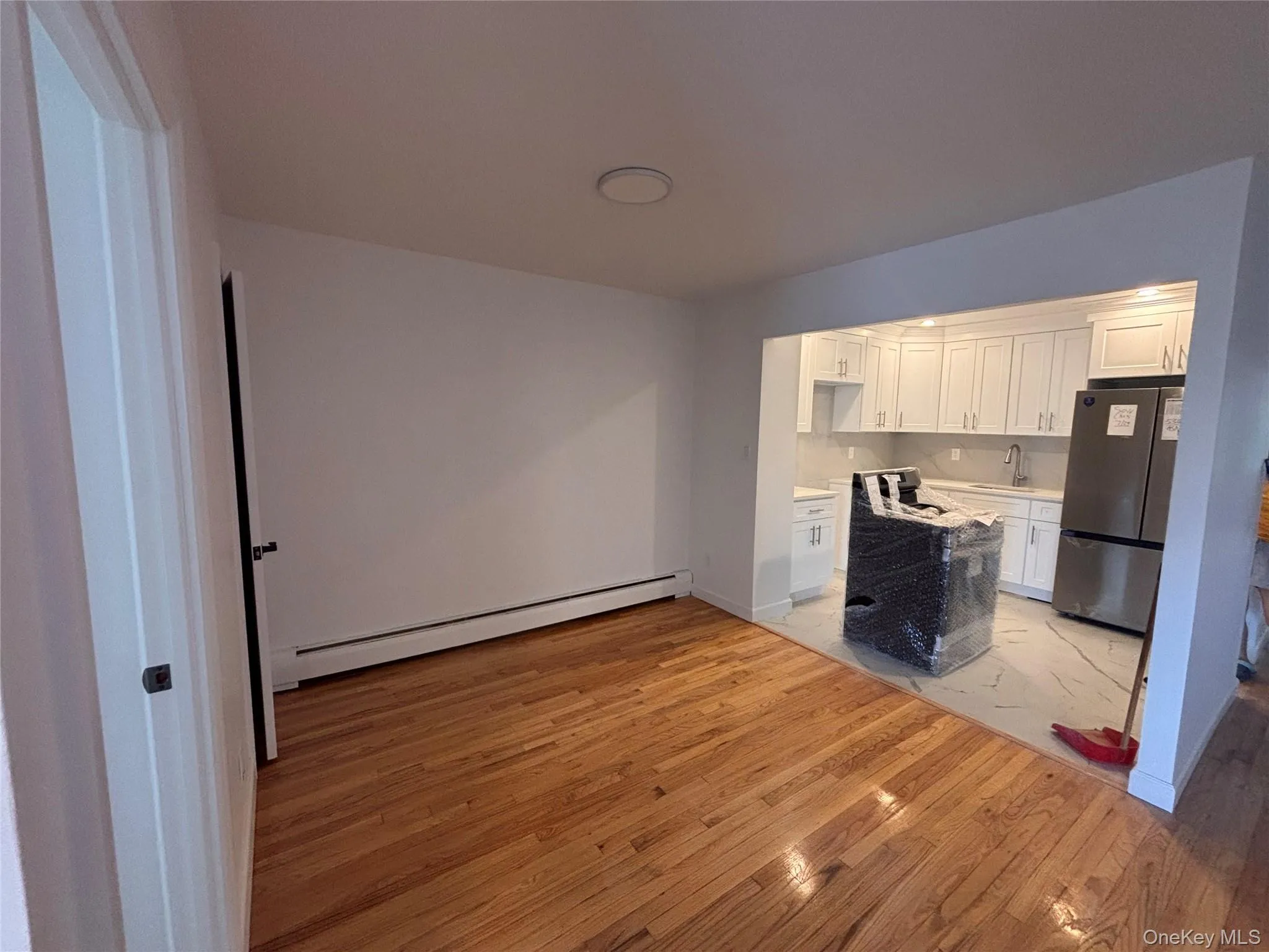 71-34 Kissena Boulevard, New York, NY, 3 Bedrooms Bedrooms, 6 Rooms Rooms,2 BathroomsBathrooms,Residential Lease,For Rent,Kissena,0,1047660 71-34 Kissena Boulevard, New York, NY, 3 Bedrooms Bedrooms, 6 Rooms Rooms,2 BathroomsBathrooms,Residential Lease,For Rent,Kissena,0,1047660