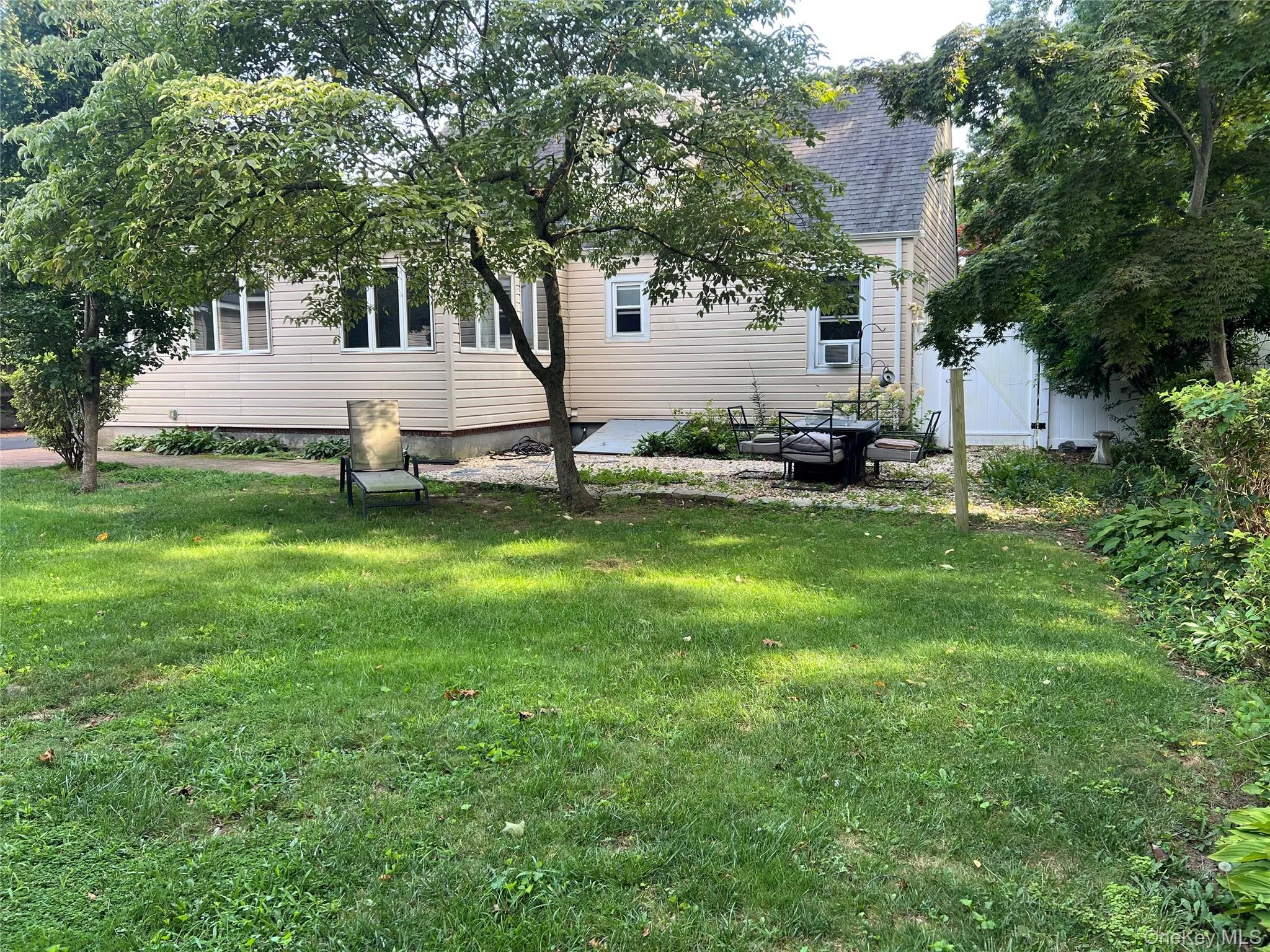 7 Elm, Islip, NY, 4 Bedroom Bedrooms, 7 Room Rooms,2 BathroomBathrooms,Residential Lease,For Rent,Elm,0,1047663 7 Elm, Islip, NY, 4 Bedroom Bedrooms, 7 Room Rooms,2 BathroomBathrooms,Residential Lease,For Rent,Elm,0,1047663