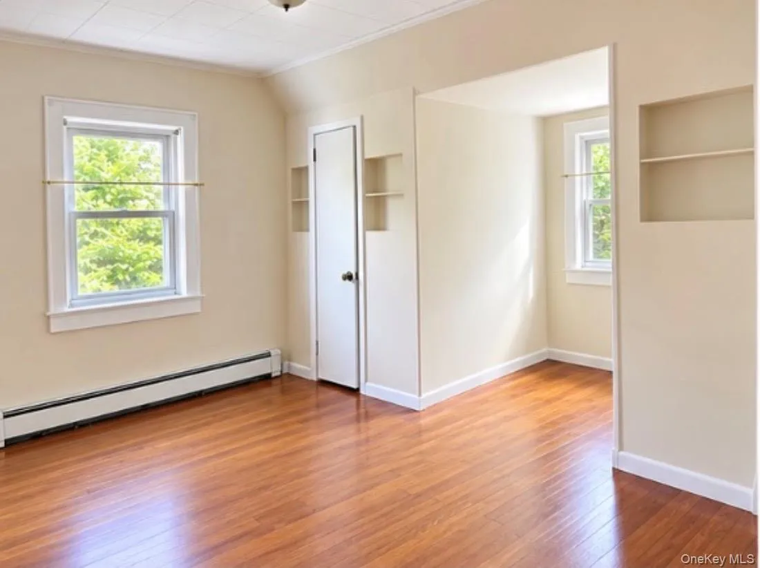 7 Elm, Islip, NY, 4 Bedroom Bedrooms, 7 Room Rooms,2 BathroomBathrooms,Residential Lease,For Rent,Elm,0,1047663 7 Elm, Islip, NY, 4 Bedroom Bedrooms, 7 Room Rooms,2 BathroomBathrooms,Residential Lease,For Rent,Elm,0,1047663