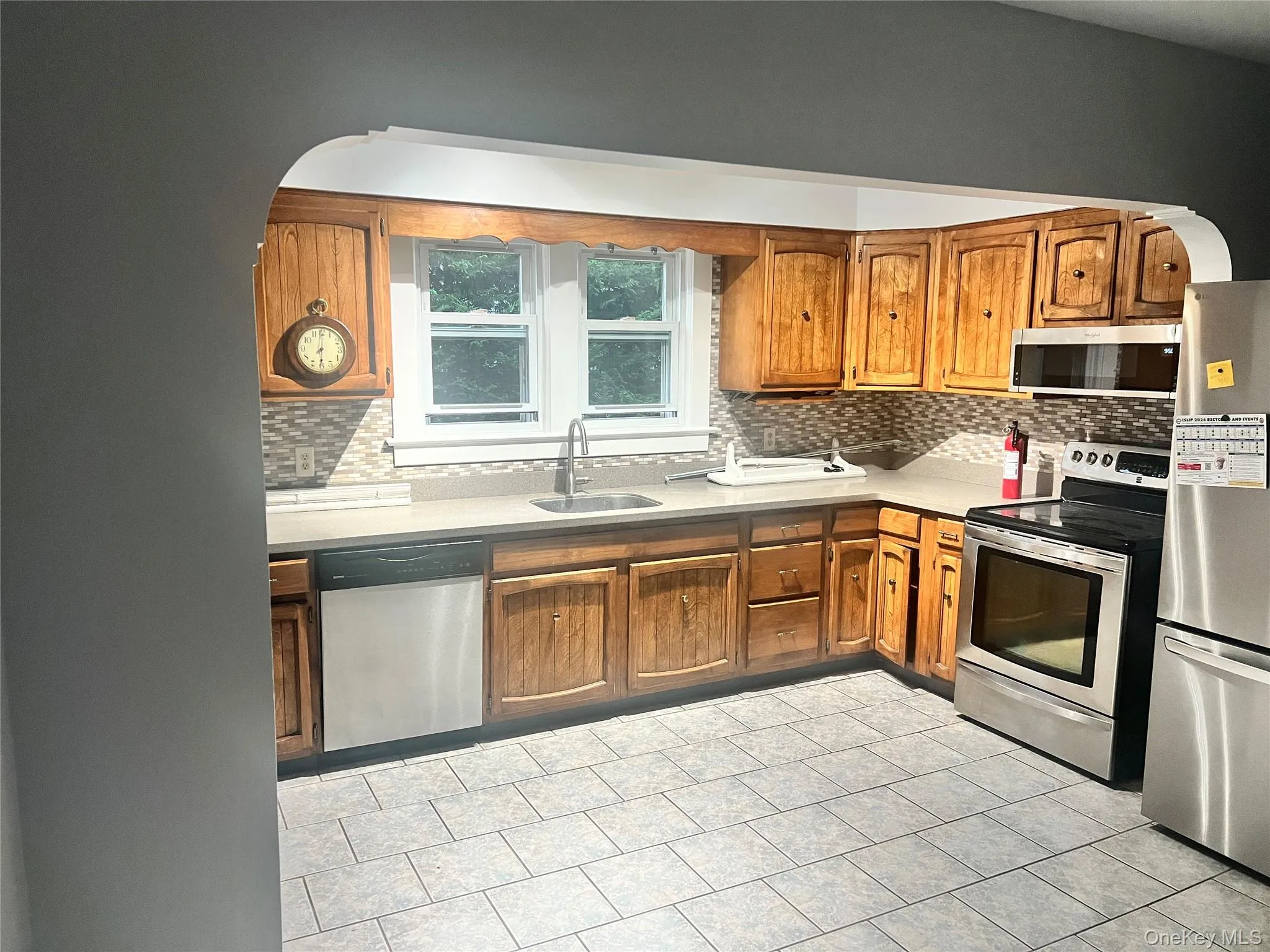 7 Elm, Islip, NY, 4 Bedroom Bedrooms, 7 Room Rooms,2 BathroomBathrooms,Residential Lease,For Rent,Elm,0,1047663 7 Elm, Islip, NY, 4 Bedroom Bedrooms, 7 Room Rooms,2 BathroomBathrooms,Residential Lease,For Rent,Elm,0,1047663