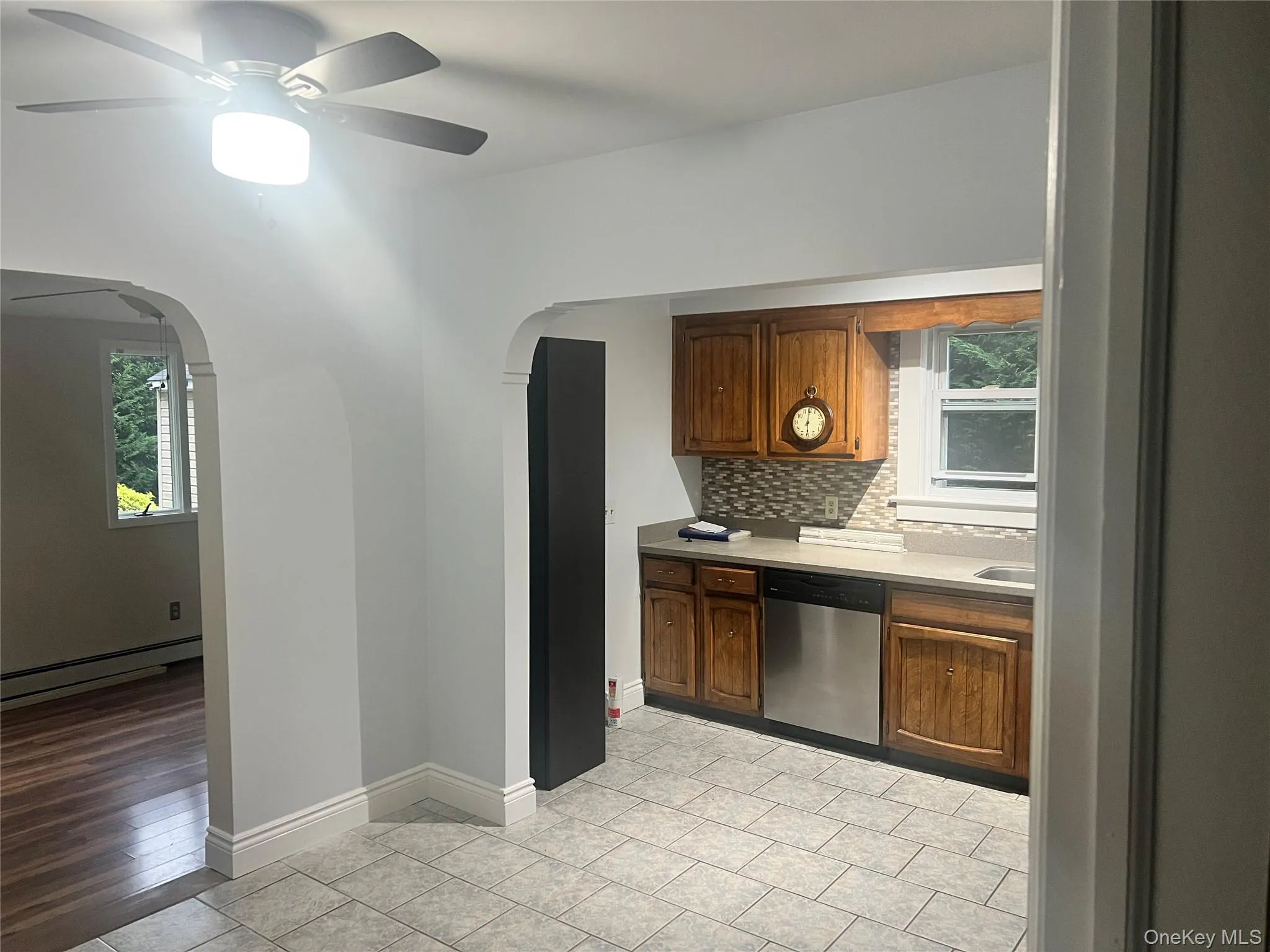 7 Elm, Islip, NY, 4 Bedroom Bedrooms, 7 Room Rooms,2 BathroomBathrooms,Residential Lease,For Rent,Elm,0,1047663 7 Elm, Islip, NY, 4 Bedroom Bedrooms, 7 Room Rooms,2 BathroomBathrooms,Residential Lease,For Rent,Elm,0,1047663