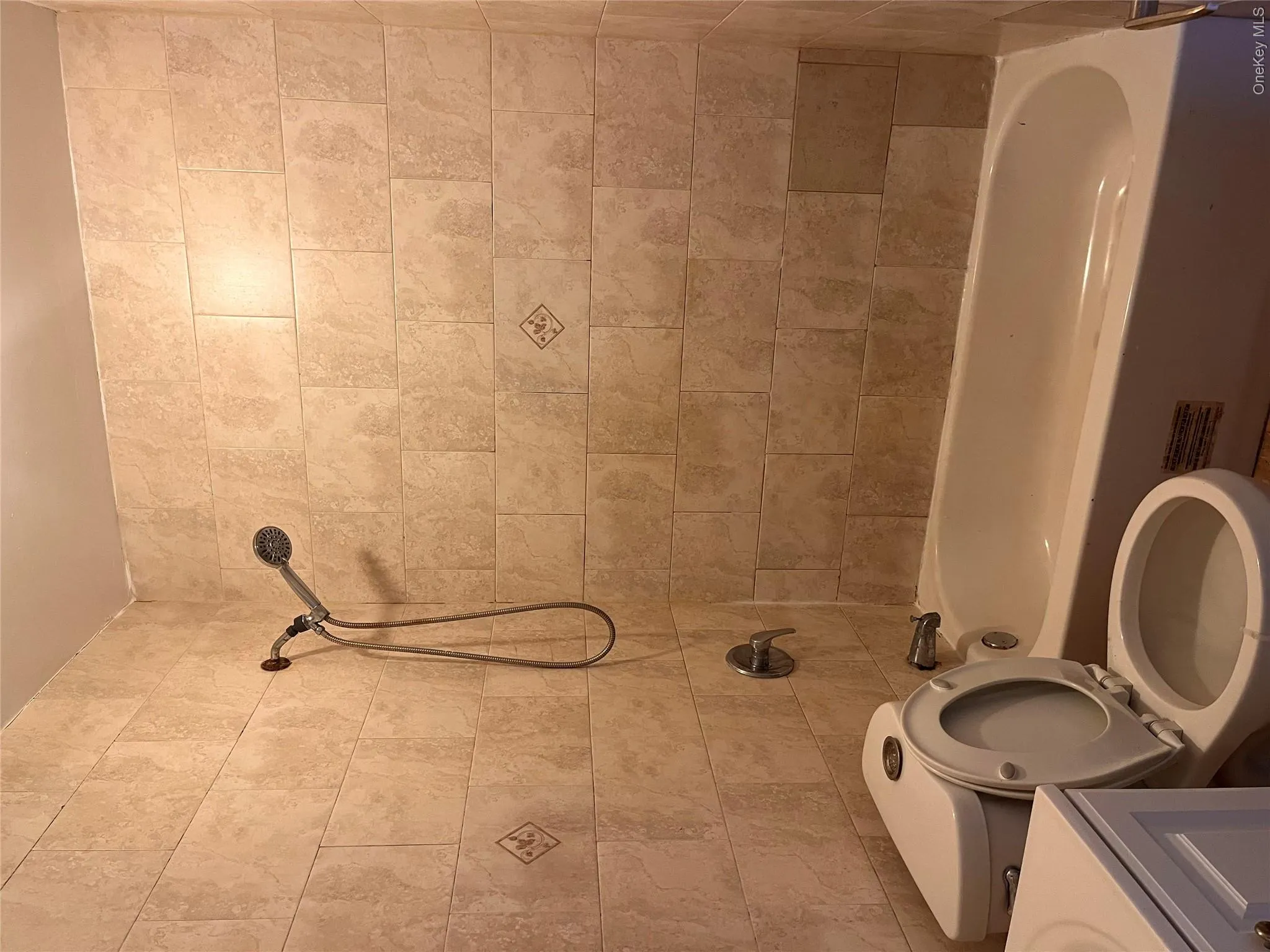 10517 170th Street, New York, NY, 3 Bedrooms Bedrooms, 6 Rooms Rooms,2 BathroomsBathrooms,Residential Lease,For Rent,170th,0,1047666 10517 170th Street, New York, NY, 3 Bedrooms Bedrooms, 6 Rooms Rooms,2 BathroomsBathrooms,Residential Lease,For Rent,170th,0,1047666